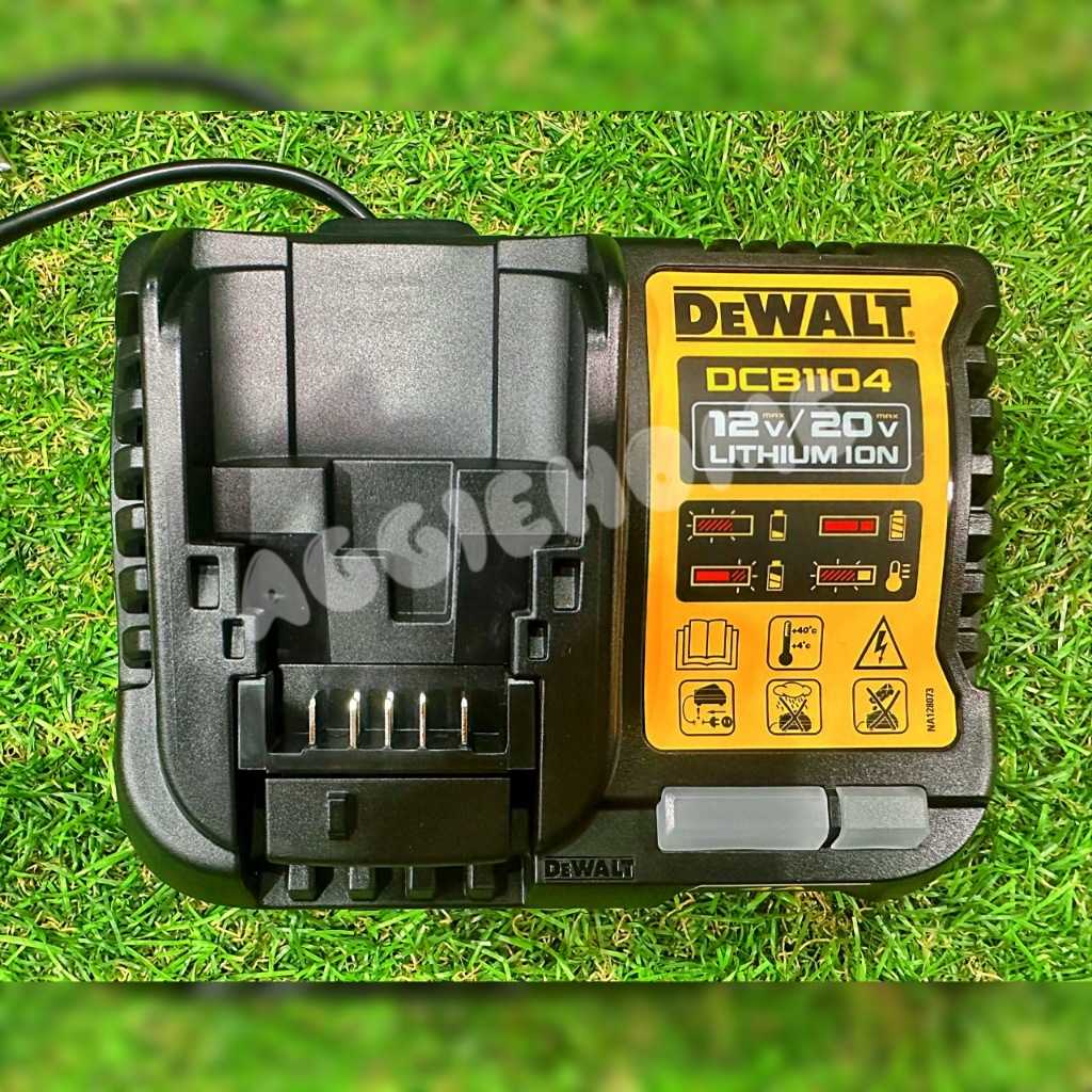 DEWALT แท่นชาร์จ รุ่น DCB1104 แรงดัน 12-20 โวลต์ / 220V. (Max 4A) (ชาร์จเร็ว) การชาร์จ 4 พอร์ต
