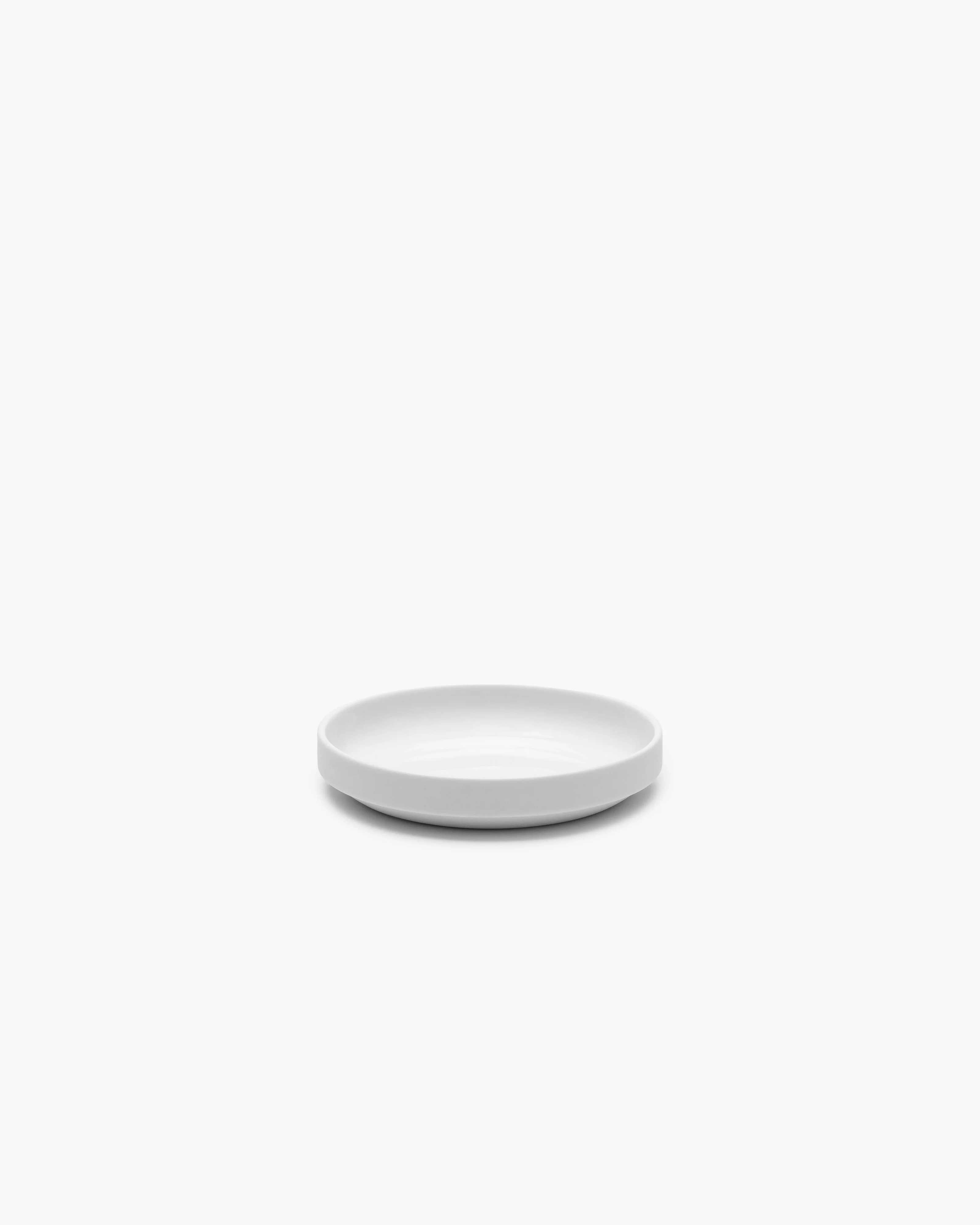 SERAX Low dessert plate white matt Passe-partout