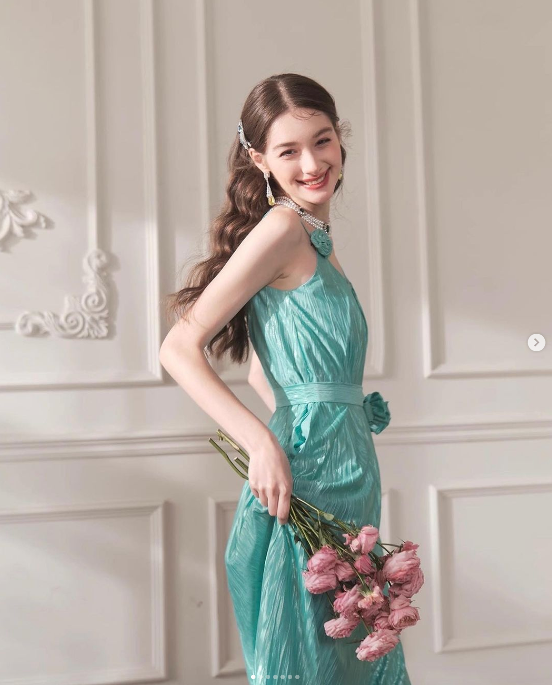 พร้อมส่ง Asaya 2332 Blue Mermaid Romantic and luxurious U-neck suspender dress S