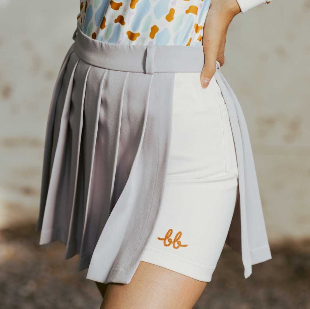 Golf Pleated Skort (Light Grey)- กระโปรงกอล์ฟ ทรงพลีท (สีเทาอ่อน)