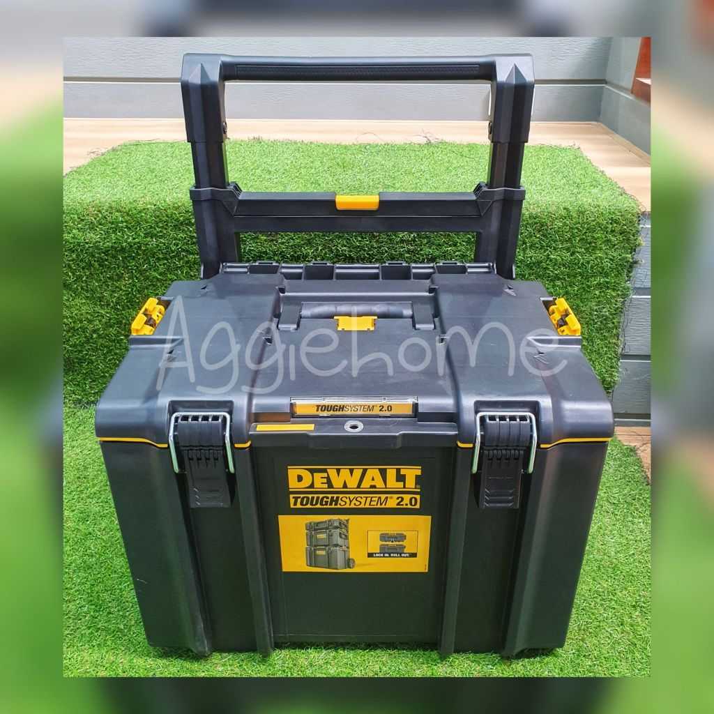 DEWALT กล่องเครื่องมือ รุ่น DWST83295-1 ขนาด 22 นิ้ว พร้อมกับล้อลาก