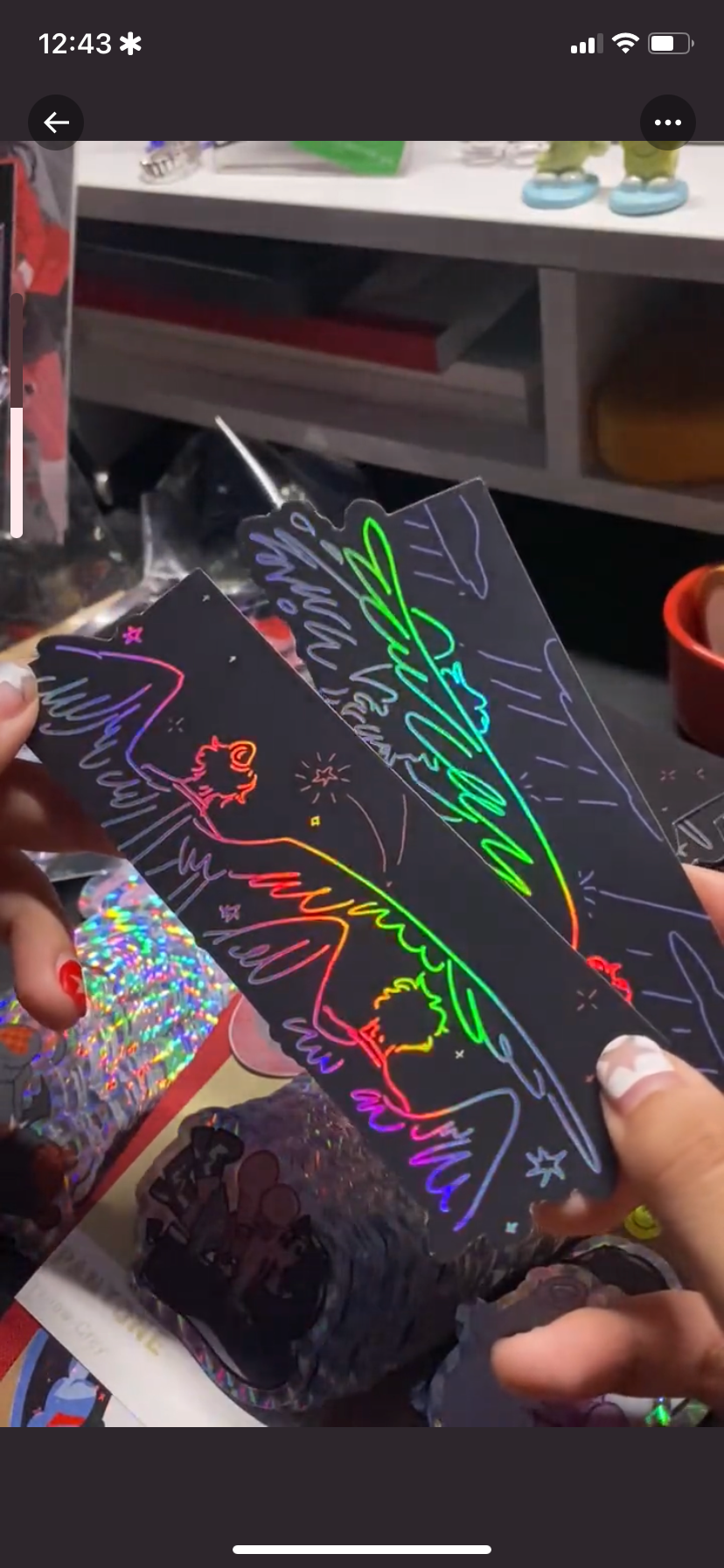 GOOD OMENS - HOLOGRAM STICKER