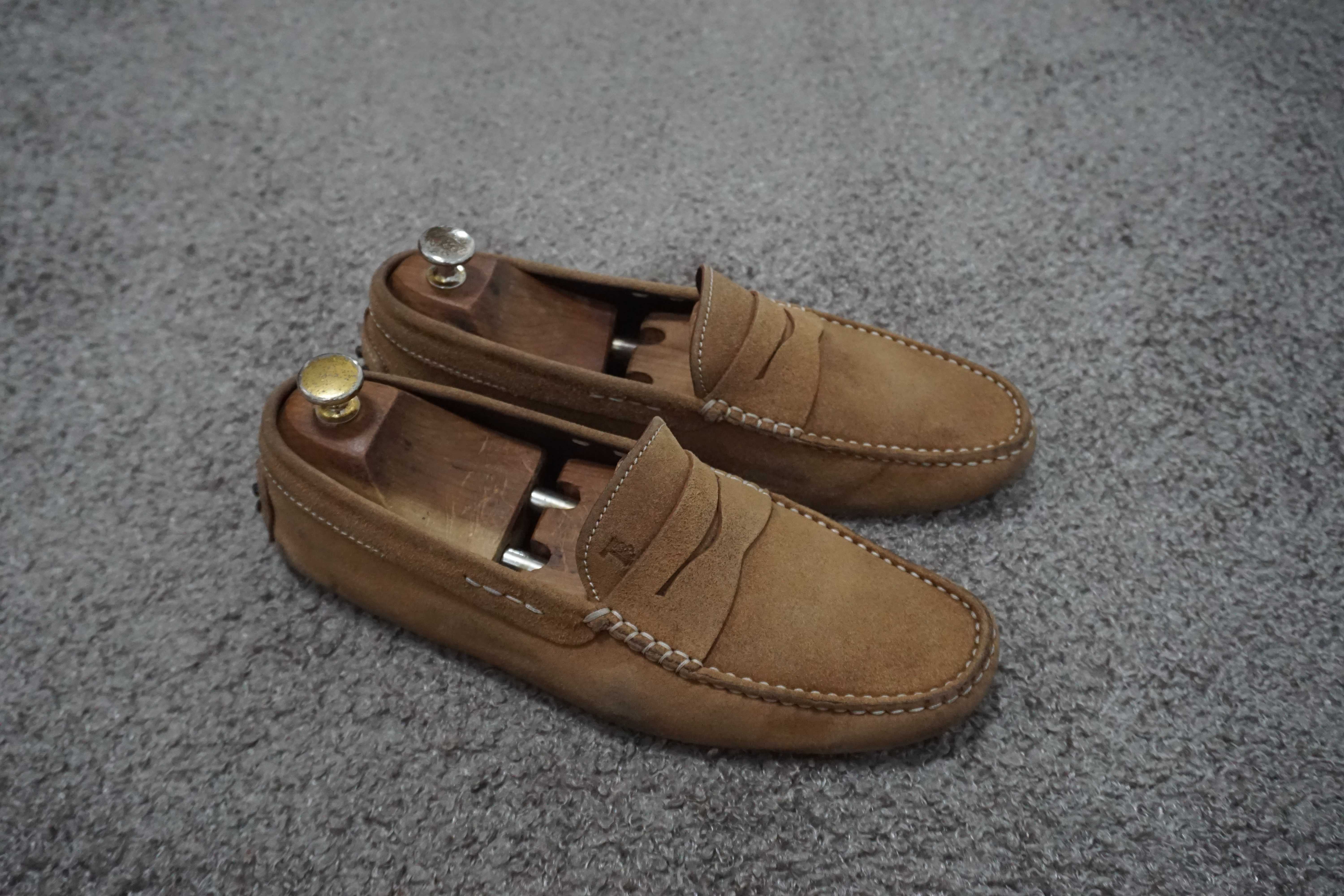 TOD'S Gommino Driving Shoes Size 7