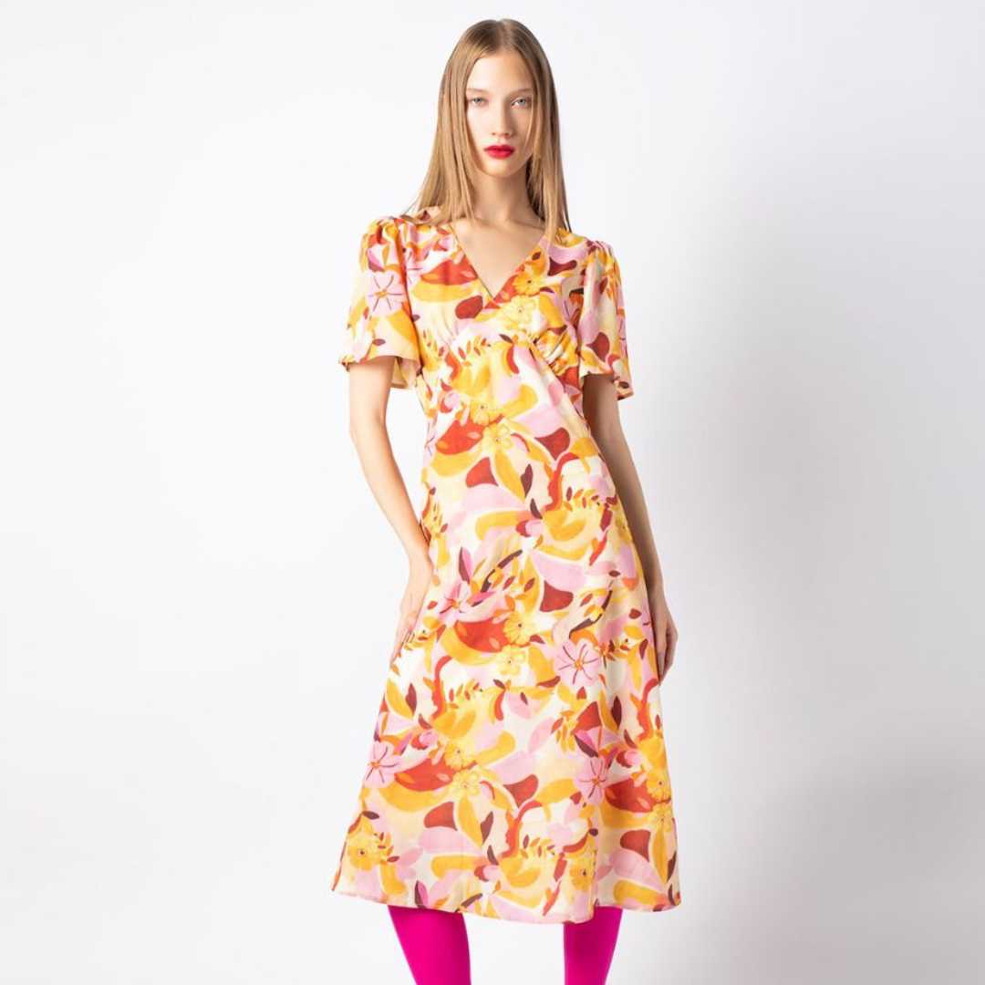 เดรสยาวคอวีลายดอกไม้ | Floral Print V-Neck Dress | 06198