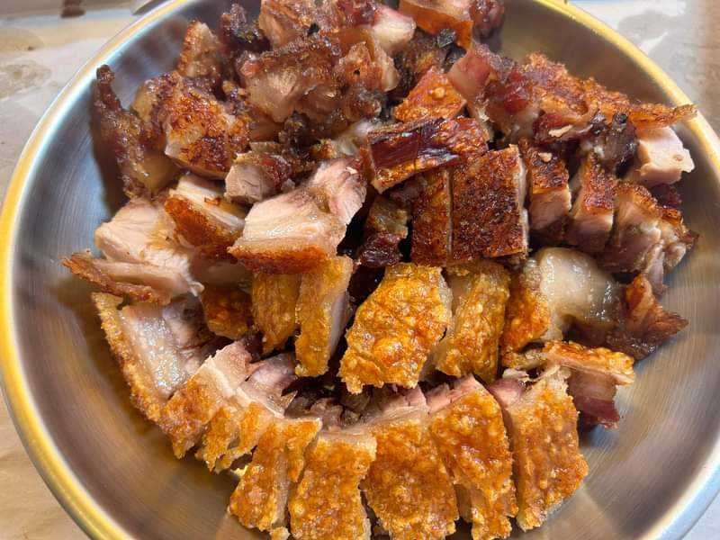 หมูย่างเมืองตรัง 1 กก ของแท้ 100% หมูย่างตรัง ออนไลน์ ตรังหมูย่าง เนื้อนุ่ม หนังกรอบ