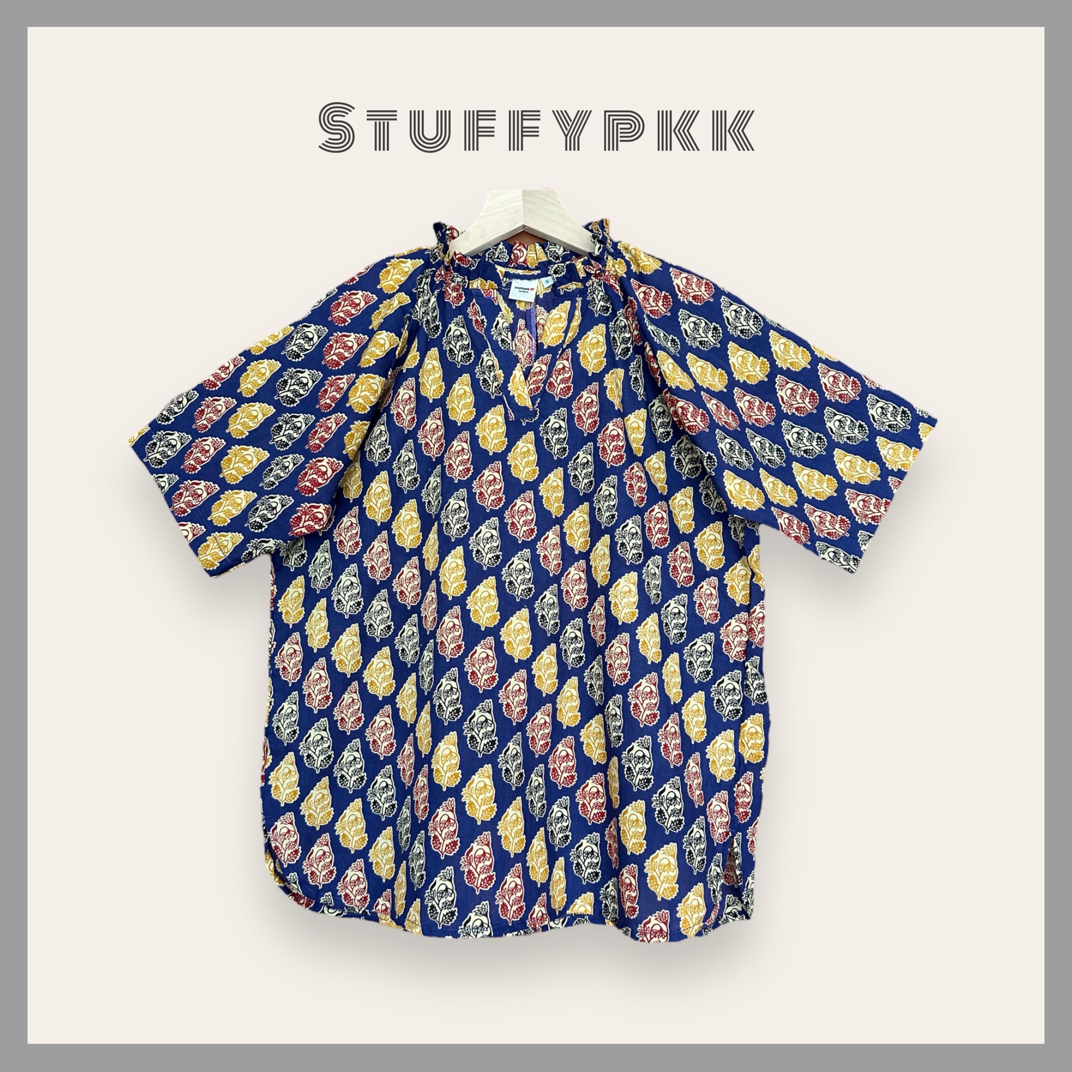 เสื้อคอจีบระบายแขนสั้น สีน้ำเงิน