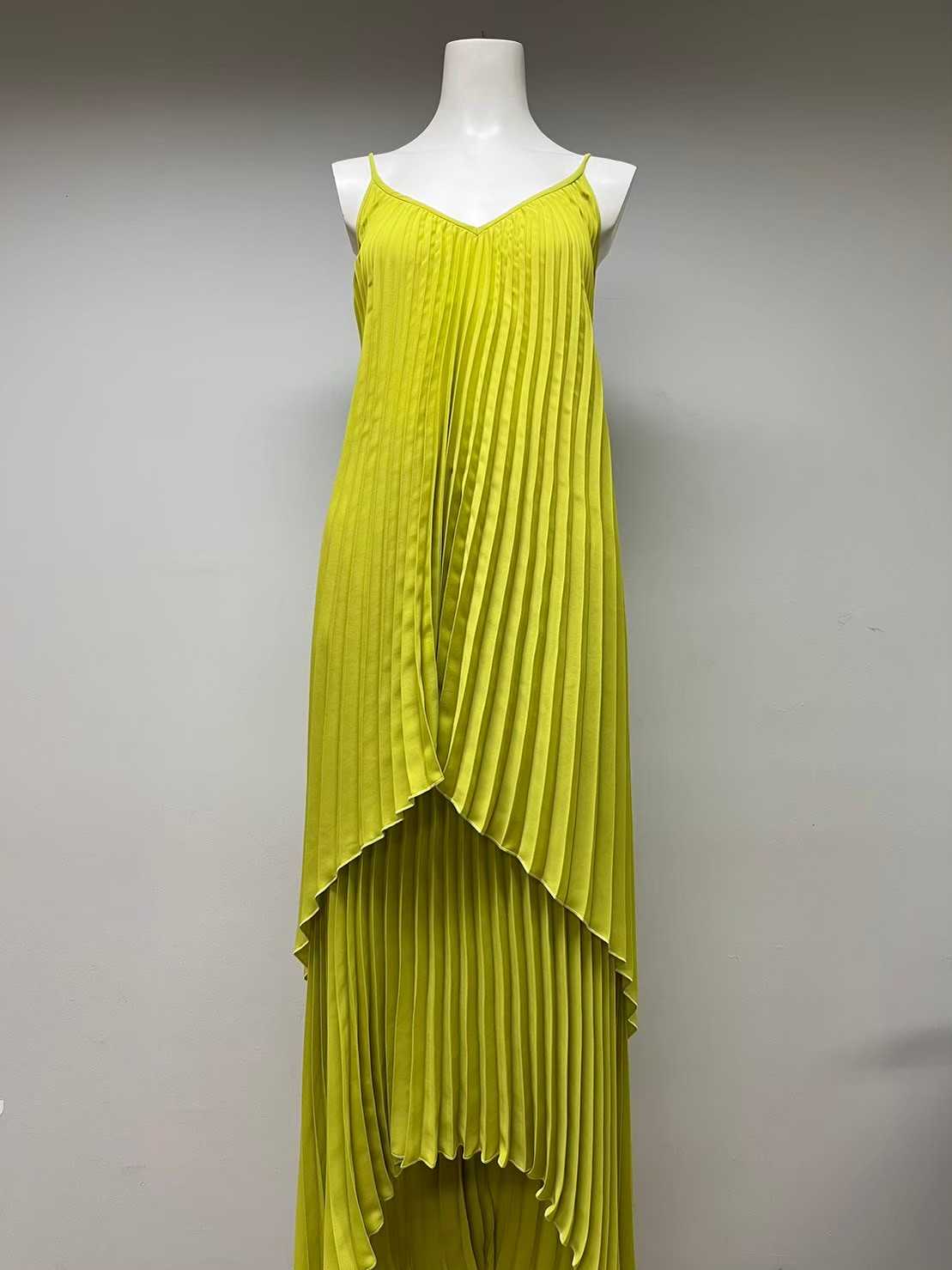 Florence V Neck Scoop Back SET (Top & Skirt) - Green
