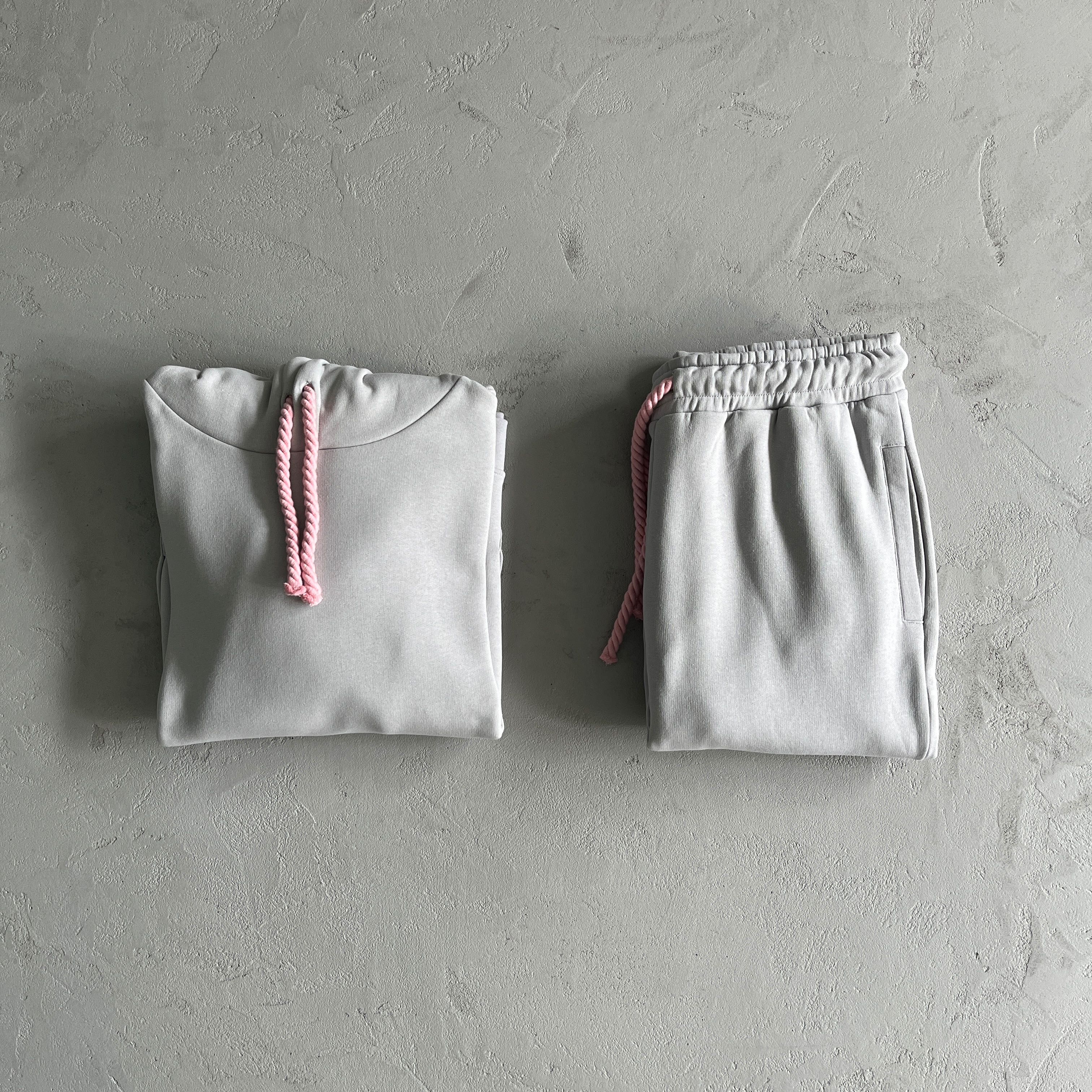 Syna World Logo Grey Pink Tracksuit