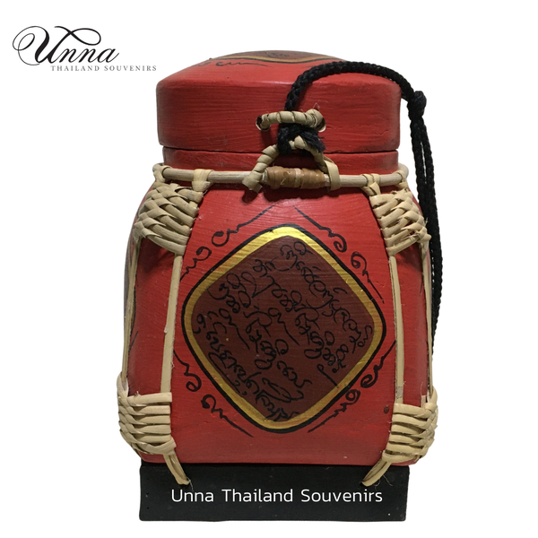 กระติบล้านนา สีแดง เพ้นท์ลายอักษรล้านนา คำเมือง เสริมสิริมงคล ของที่ระลึกงานแฮนด์เมด ขนาดฐาน 6 นิ้ว