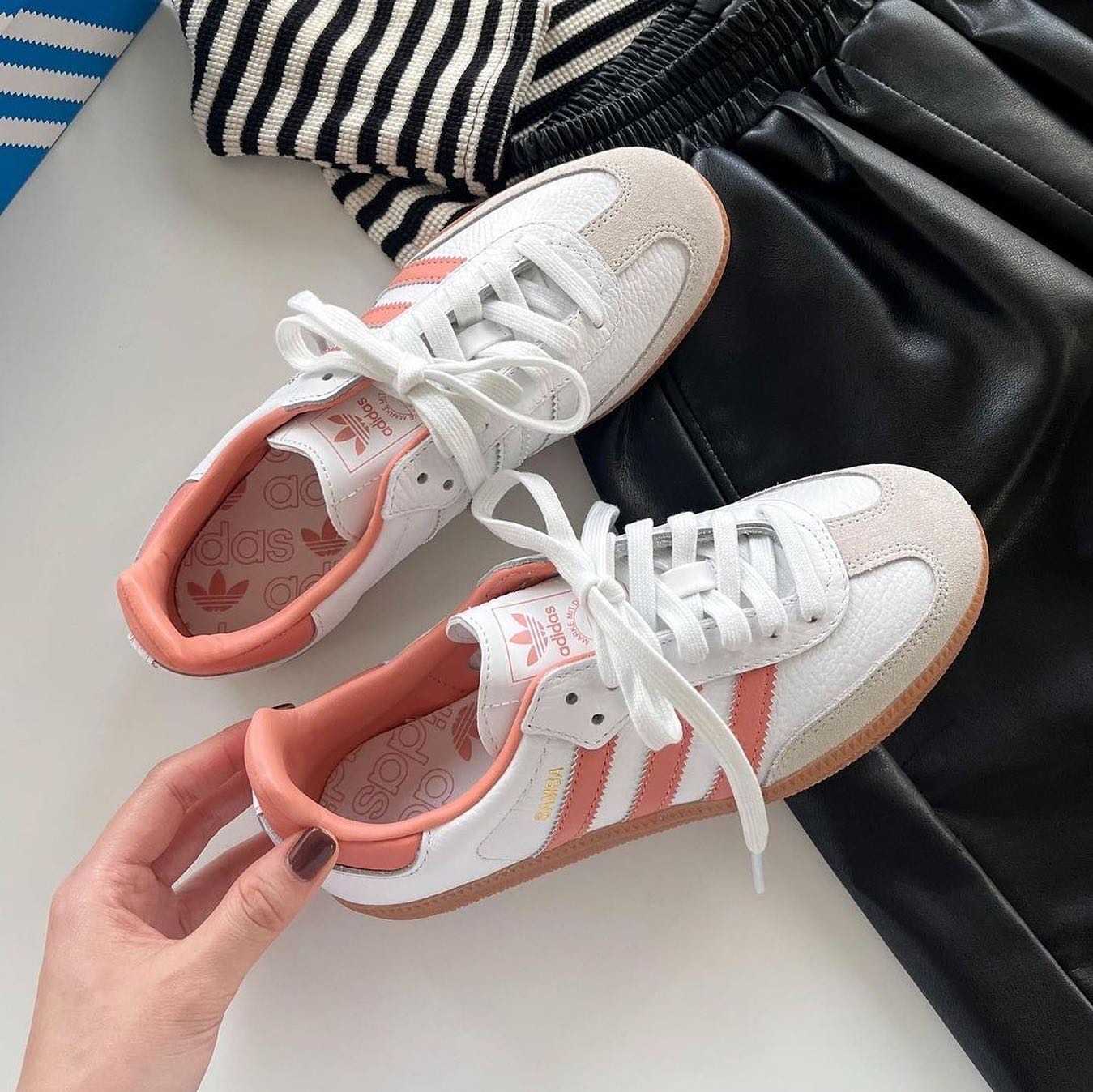 (พร้อมส่ง) Adidas Samba OG Peach