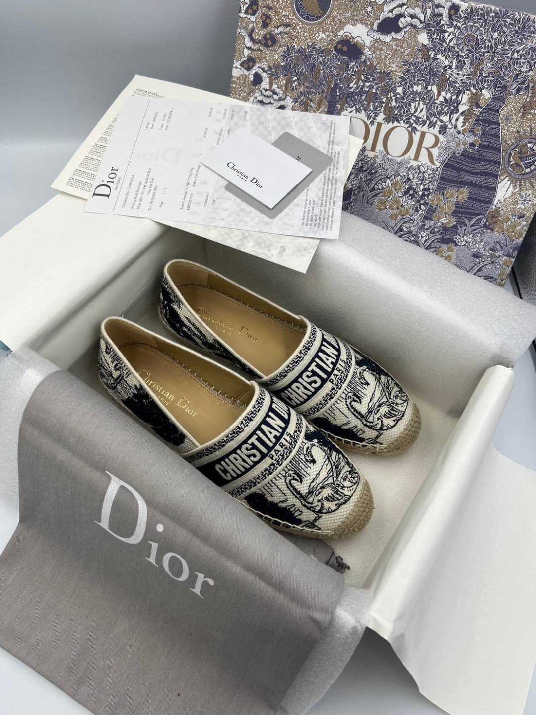 Dior