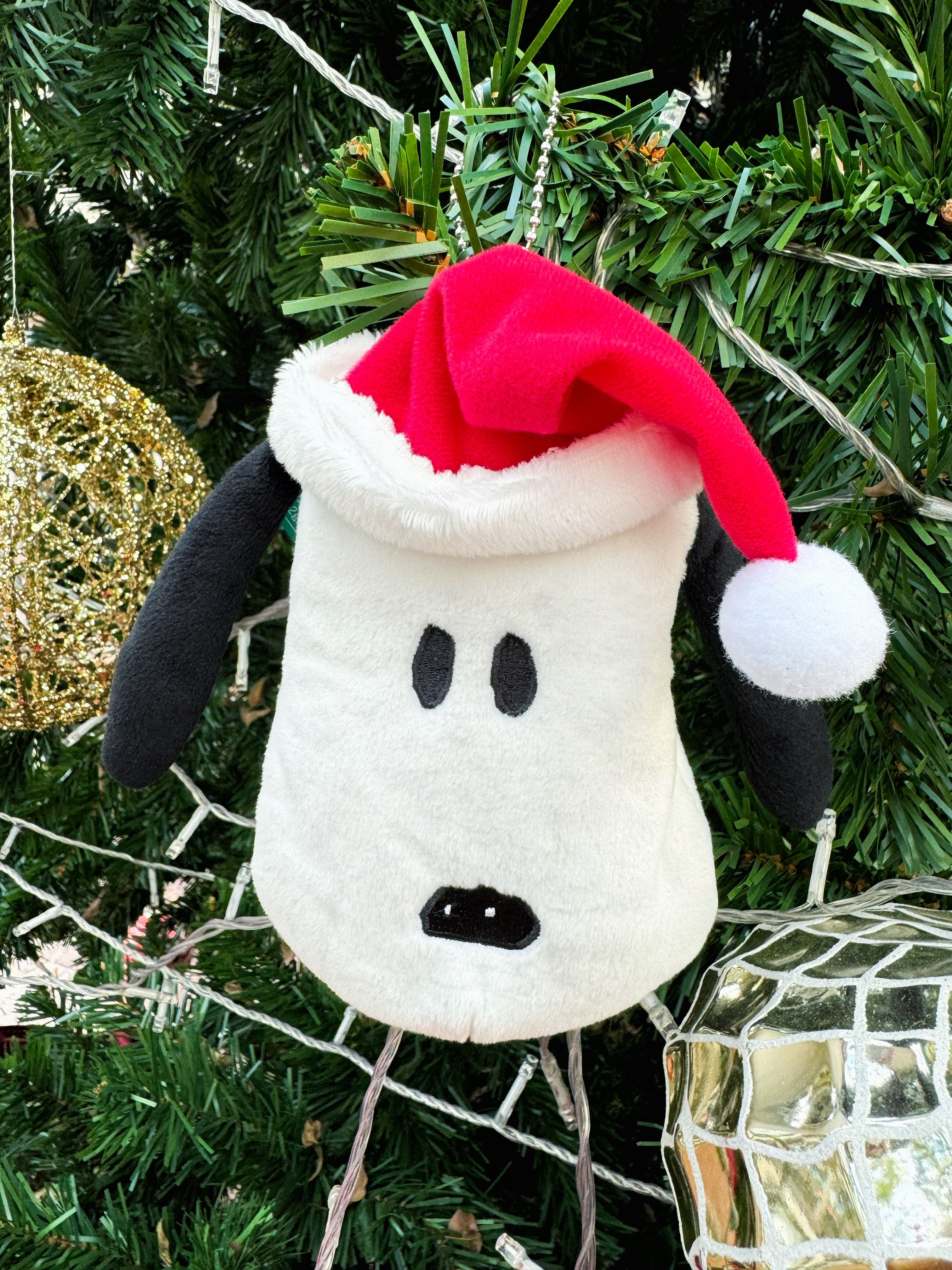 พวงกระเป๋า snoopy ข้างในมีขนม
