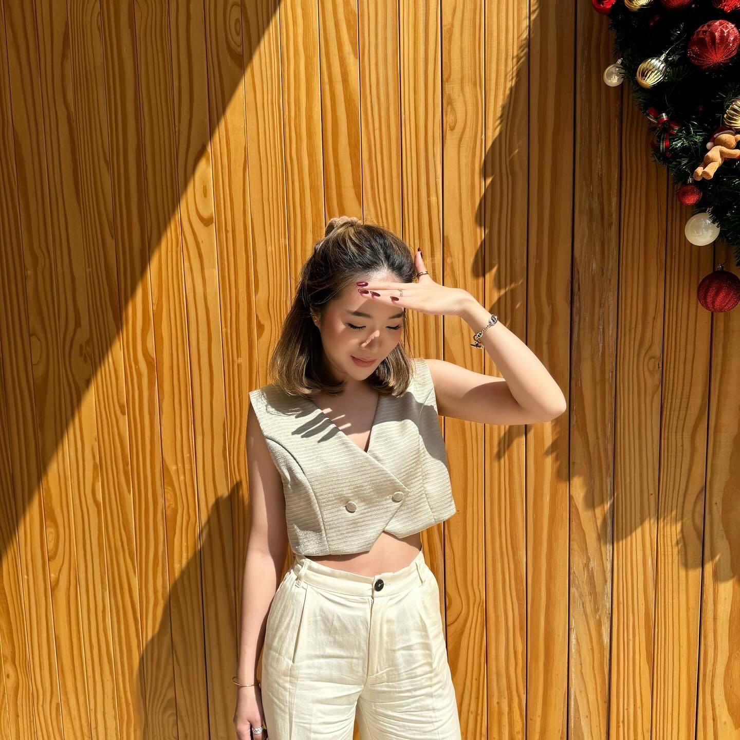 SLAY. - Gabriel Vest Crop Top เสื้อเวสครอป (ซับในทั้งตัว)