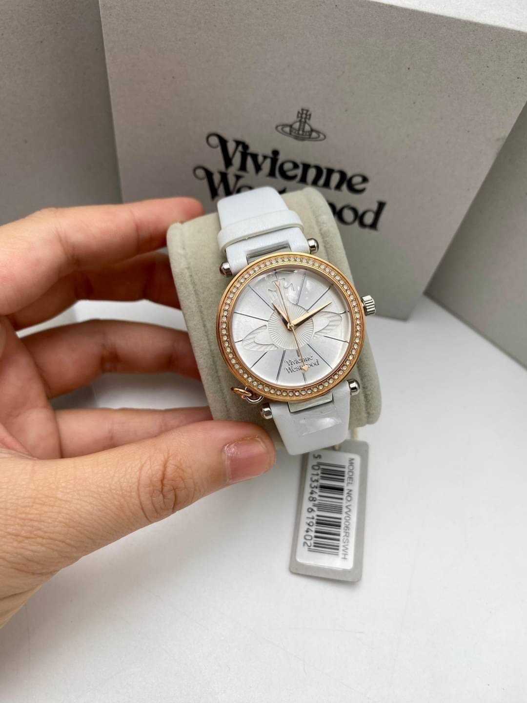 New vivienne Watch​  32 mm 