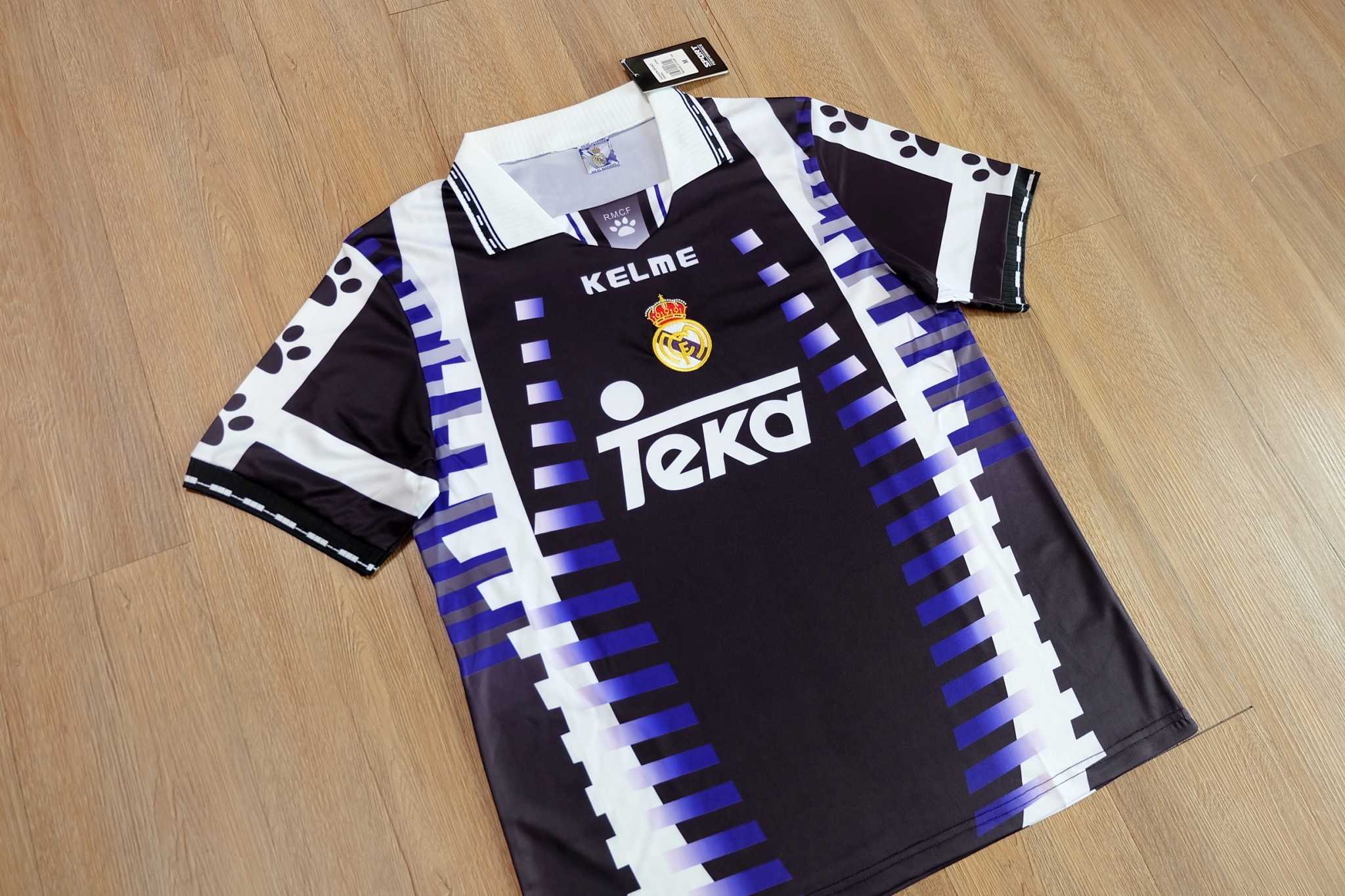 Real Madrid 1997/98 Third Vintage Jersey เสื้อเรอัลมาดริดย้อนยุค KELME Teka