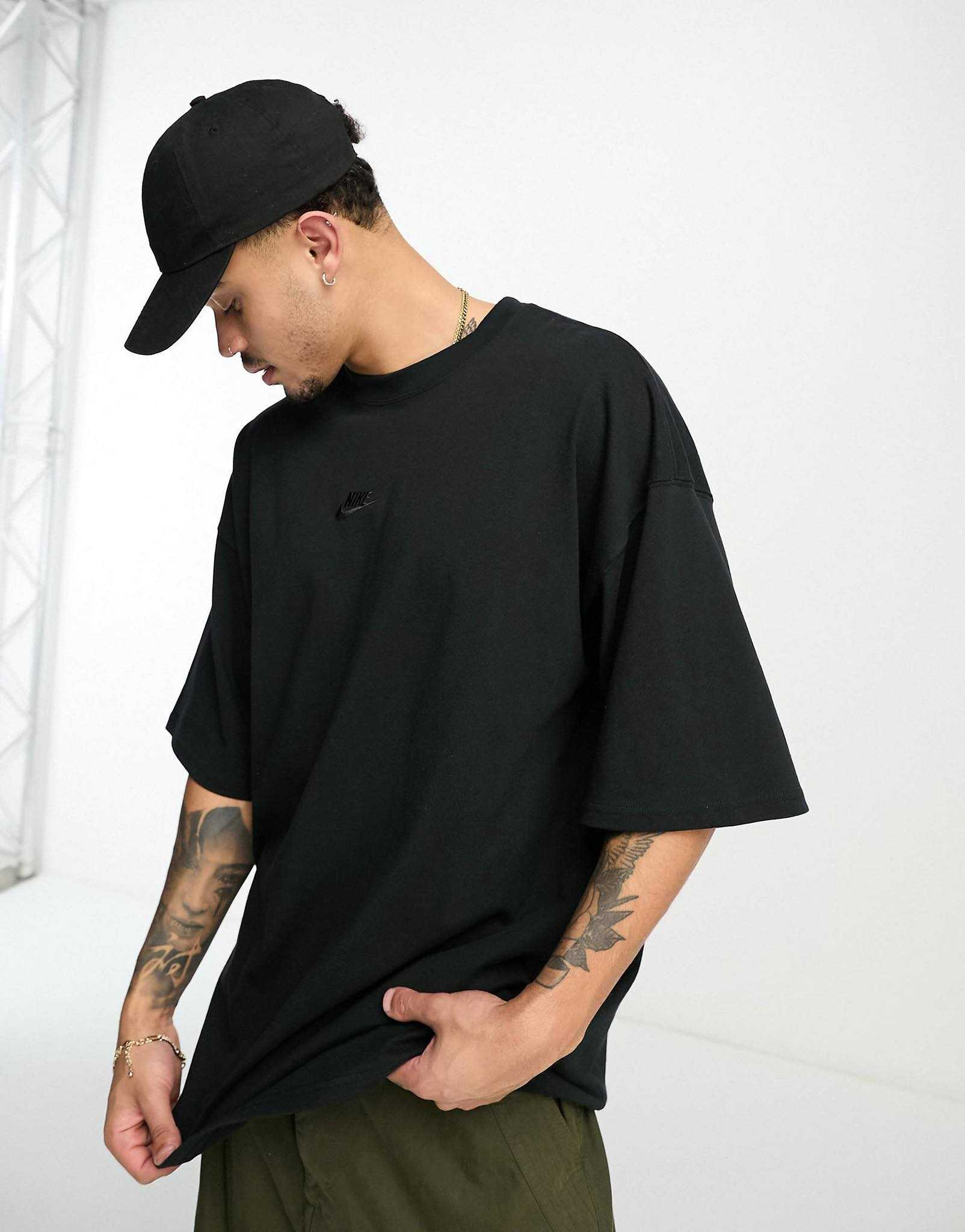 Nike Sportswear Premium Essentials  T-Shirt