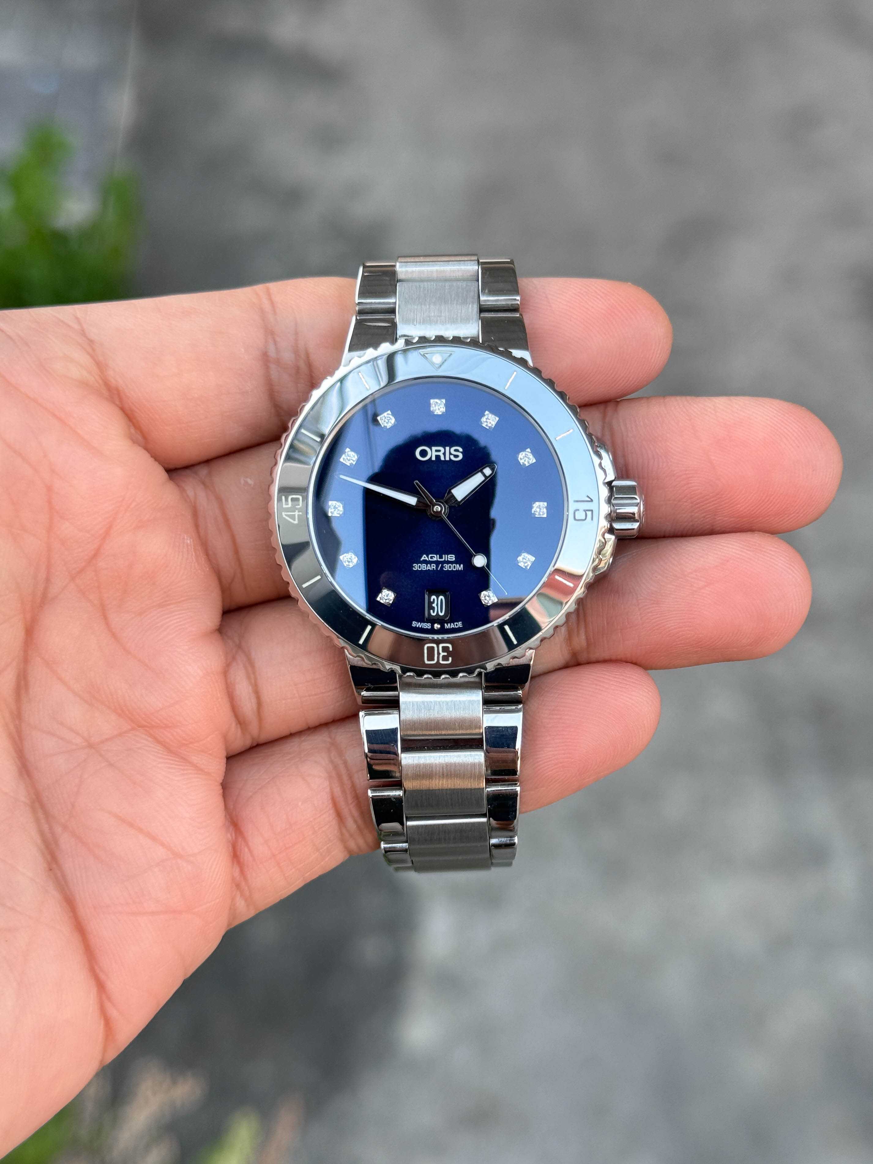 Oris Aquis Date Ceramic Diamond Automatic Boy Size หน้าน้ำเงิน