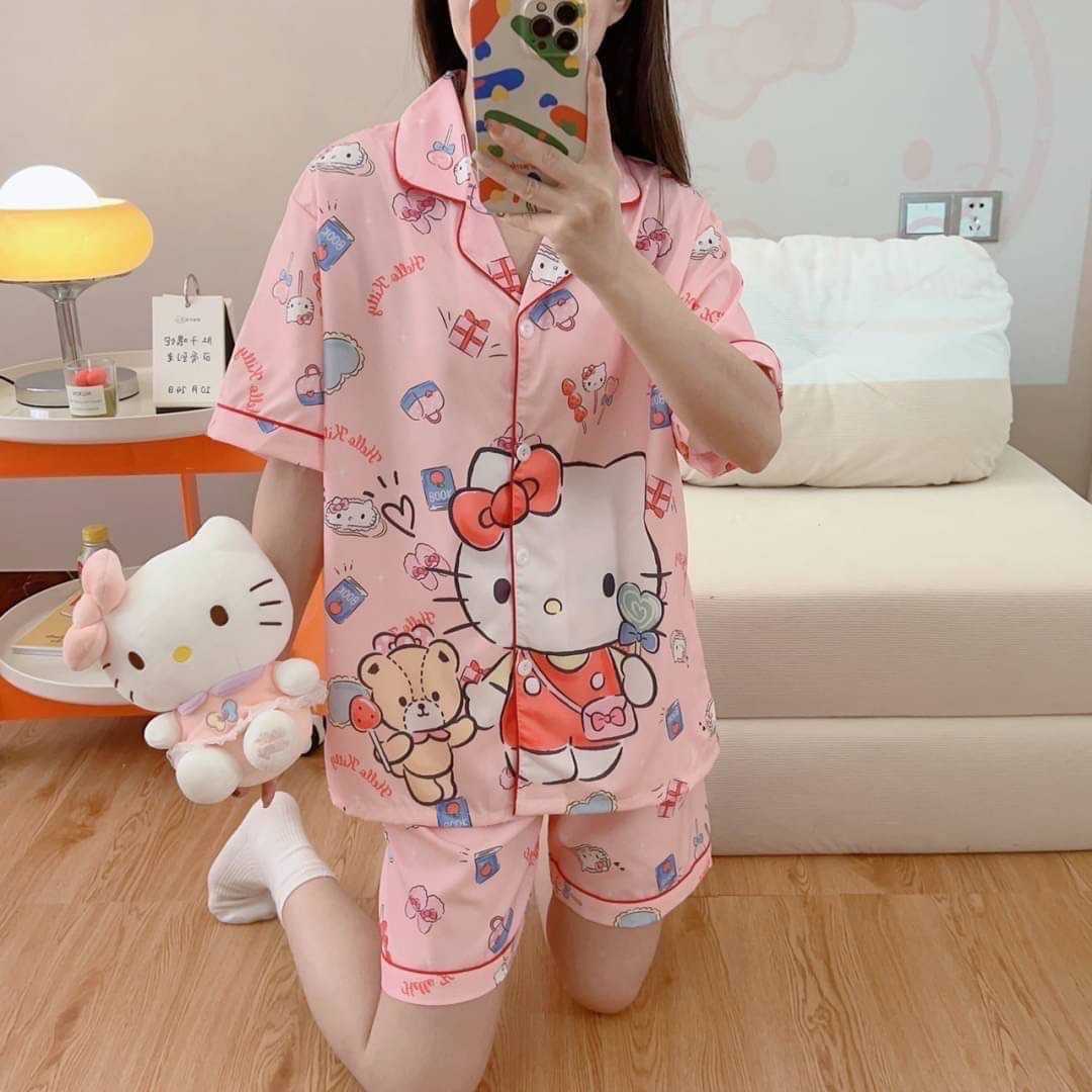 Hello Kitty ลายใหม่ งานผ้าไหมอิตาลี