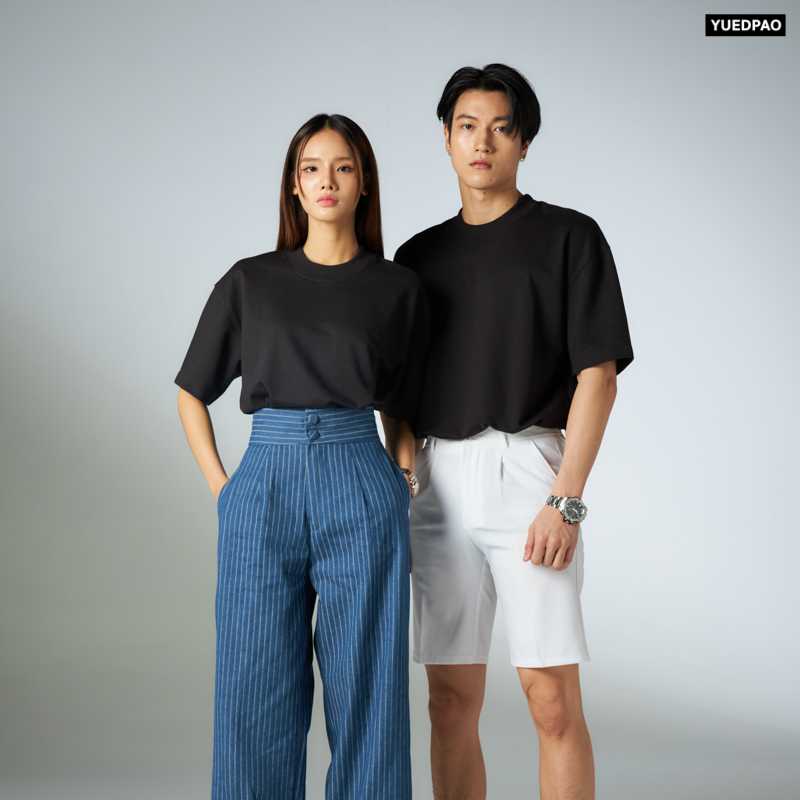 Yuedpao เสื้อยืด Feather Comfort Oversized สี Black