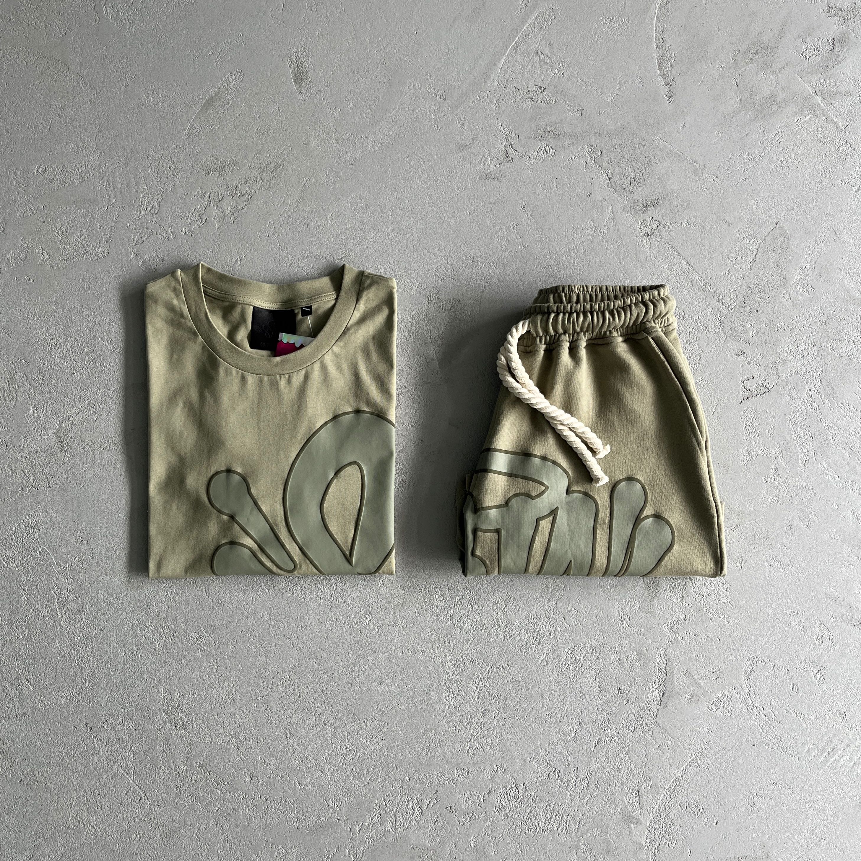 SYNA WORLD LOGO T SHIRT + SHORT SET - SAGE / KHAKI