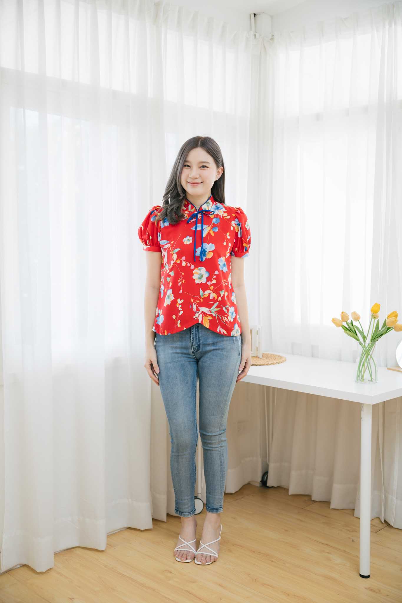 ชุดให้นม Red floral chinese top
