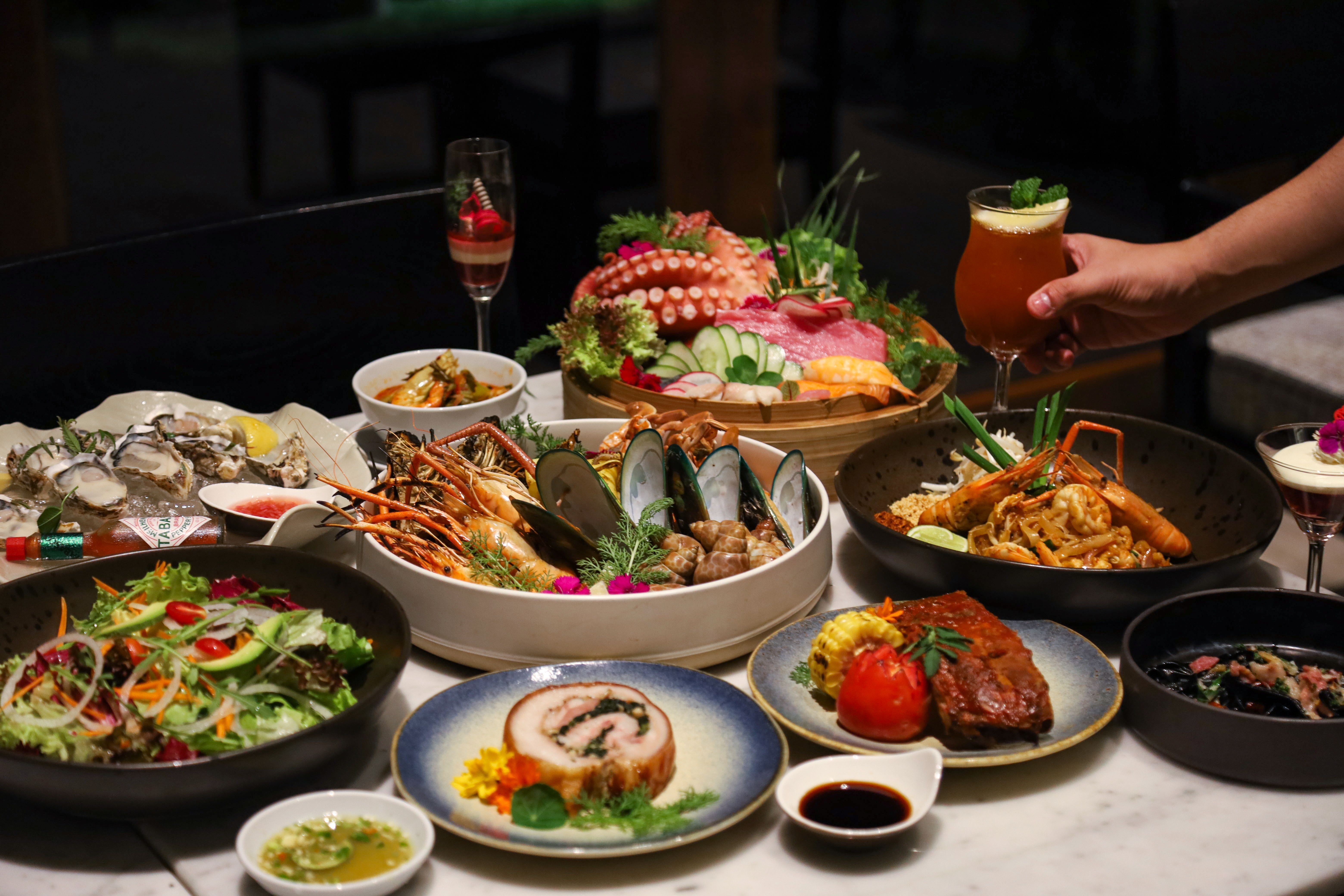 Marvelous BBQ Seafood Buffet 1,450 บาทสุทธิ รวมซ้อฟต์ดริ้งค์