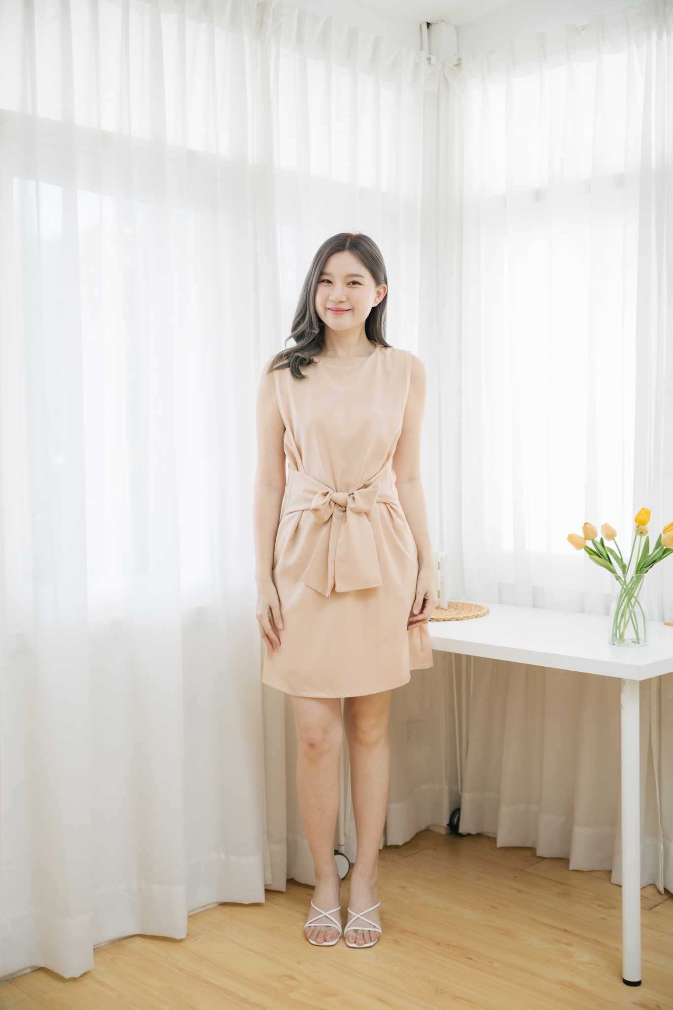 ชุดให้นม Beige tie dress