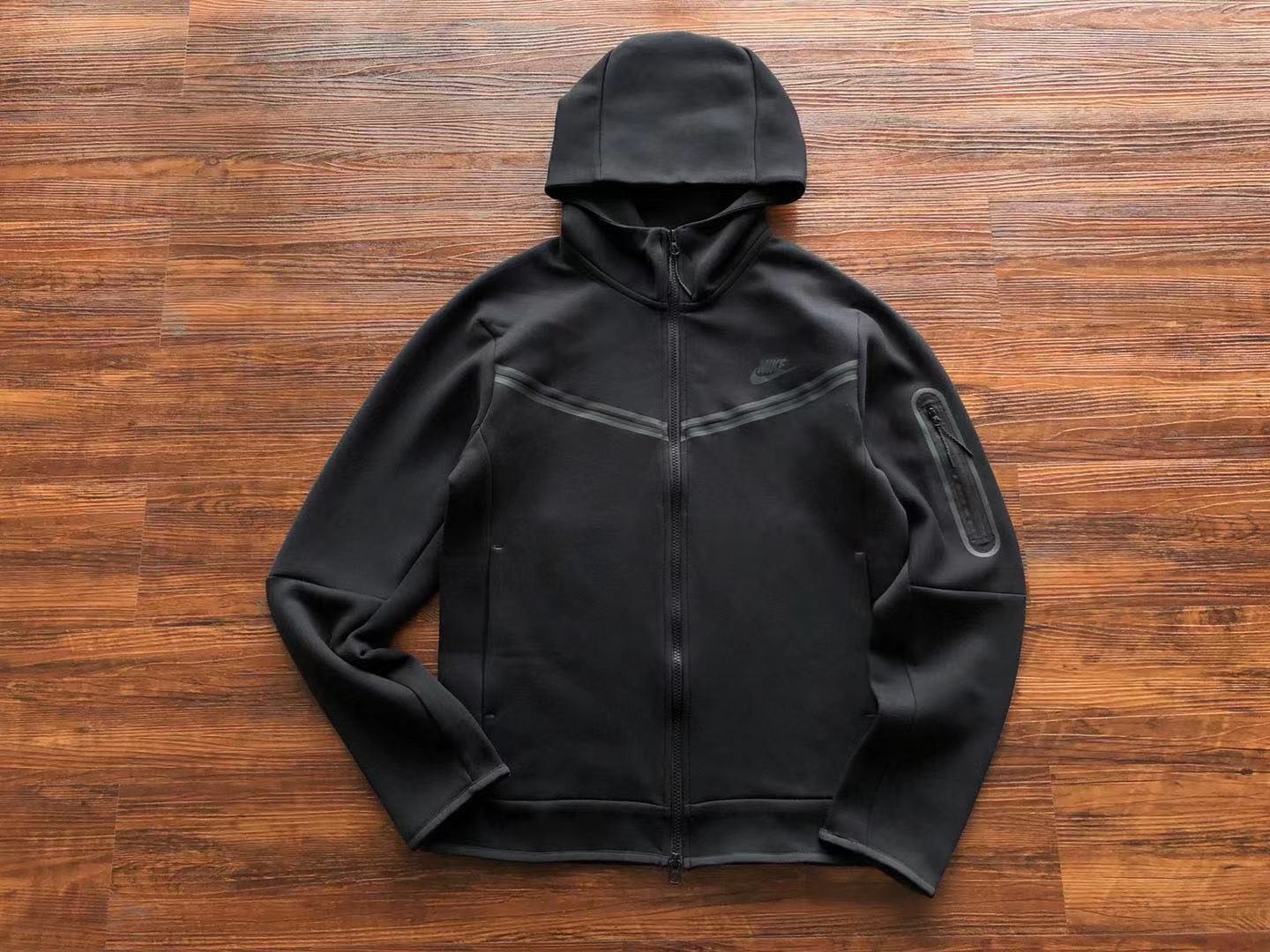 Nike Tech Fleece Full-Zip Hoodie Black