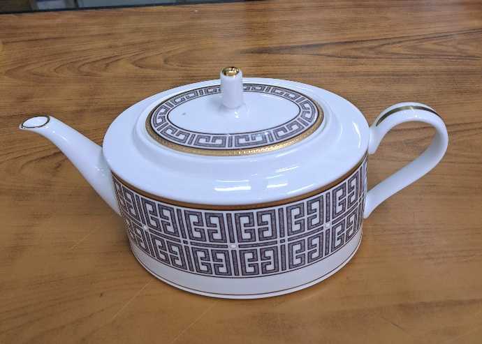 Teapot w/Cover