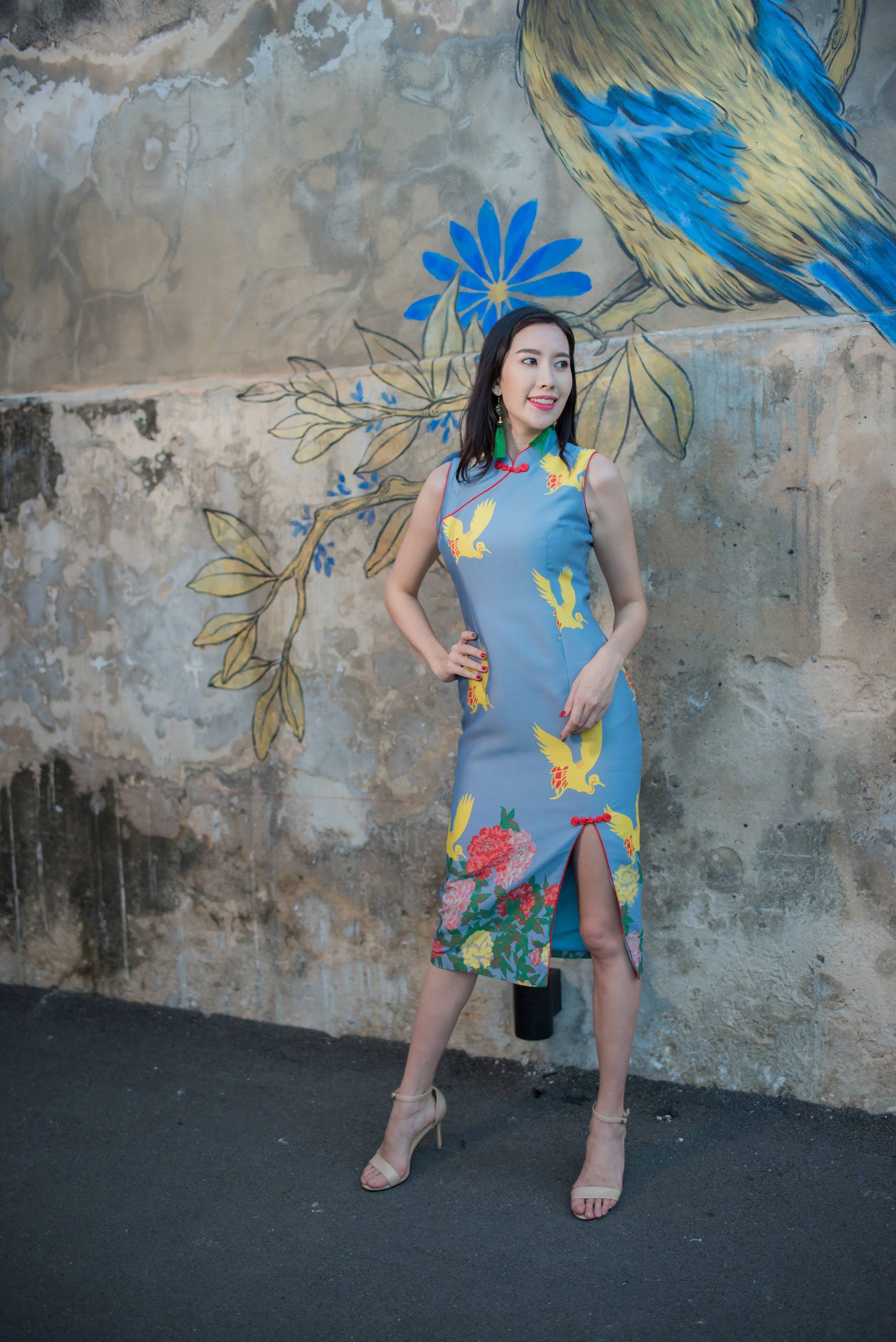 [C49] เดรสกี่เพ้ายาว ลายนกกระเรียน ดอกไม้ผ้าทอลายในตัว