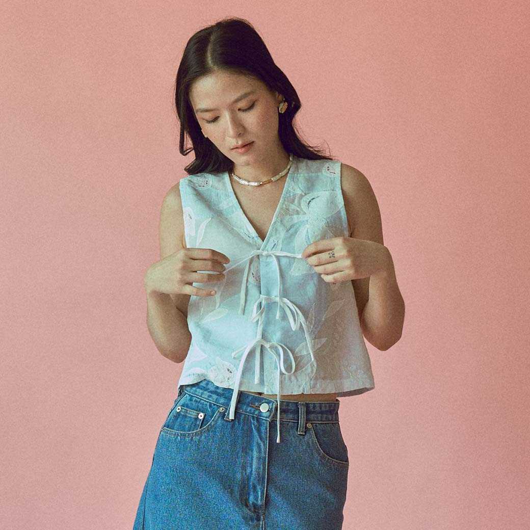 (พร้อมส่ง) Perana เสื้อกั๊กผ้าลินิน Bowie Tank (โทนฟ้า คละลาย ดูเพิ่มในรายละเอียดสินค้า)