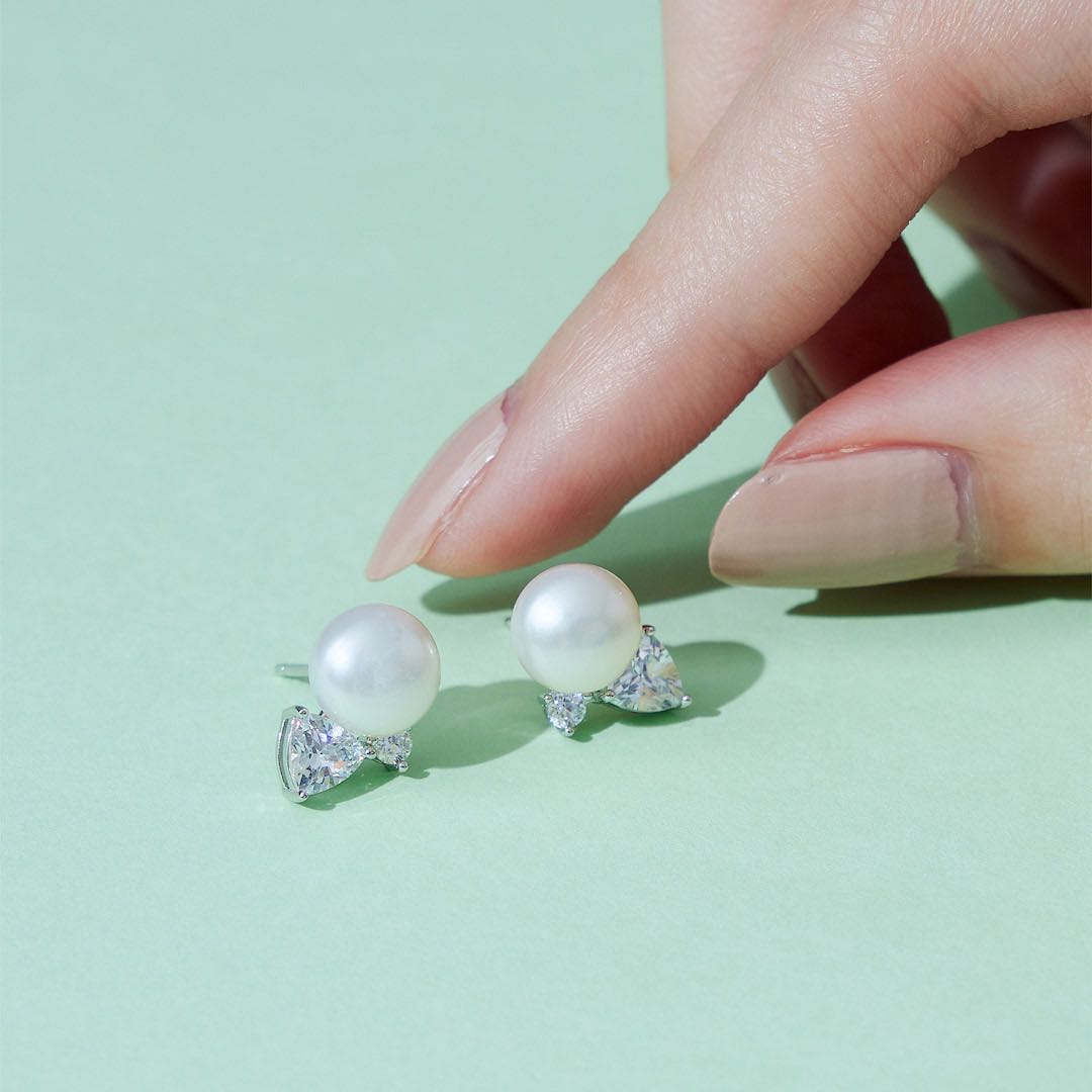 Astraea Pearl TL Earring