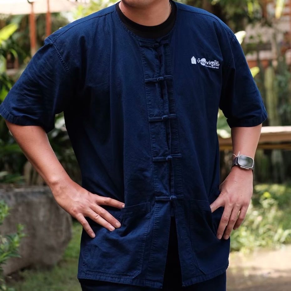 ชุด เสื้อ+กางเกง ม่อฮ่อม คอกลมแขนสั้นแบบดั้งเดิม ใส่ได้ทั้งชายและหญิง ฟรีไซส์ ไม่เข้ารูป