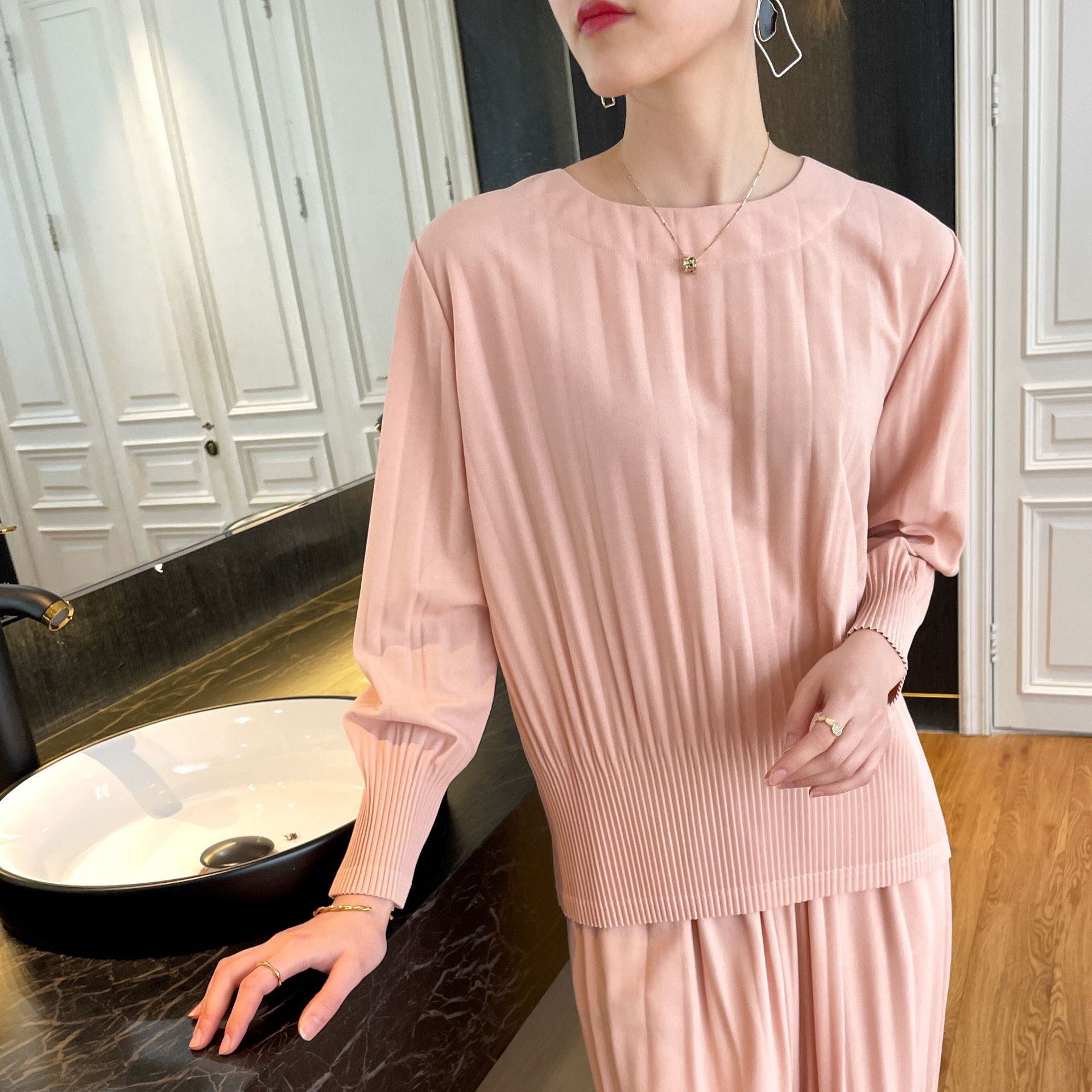 PT2675-Cozy pleated blouse