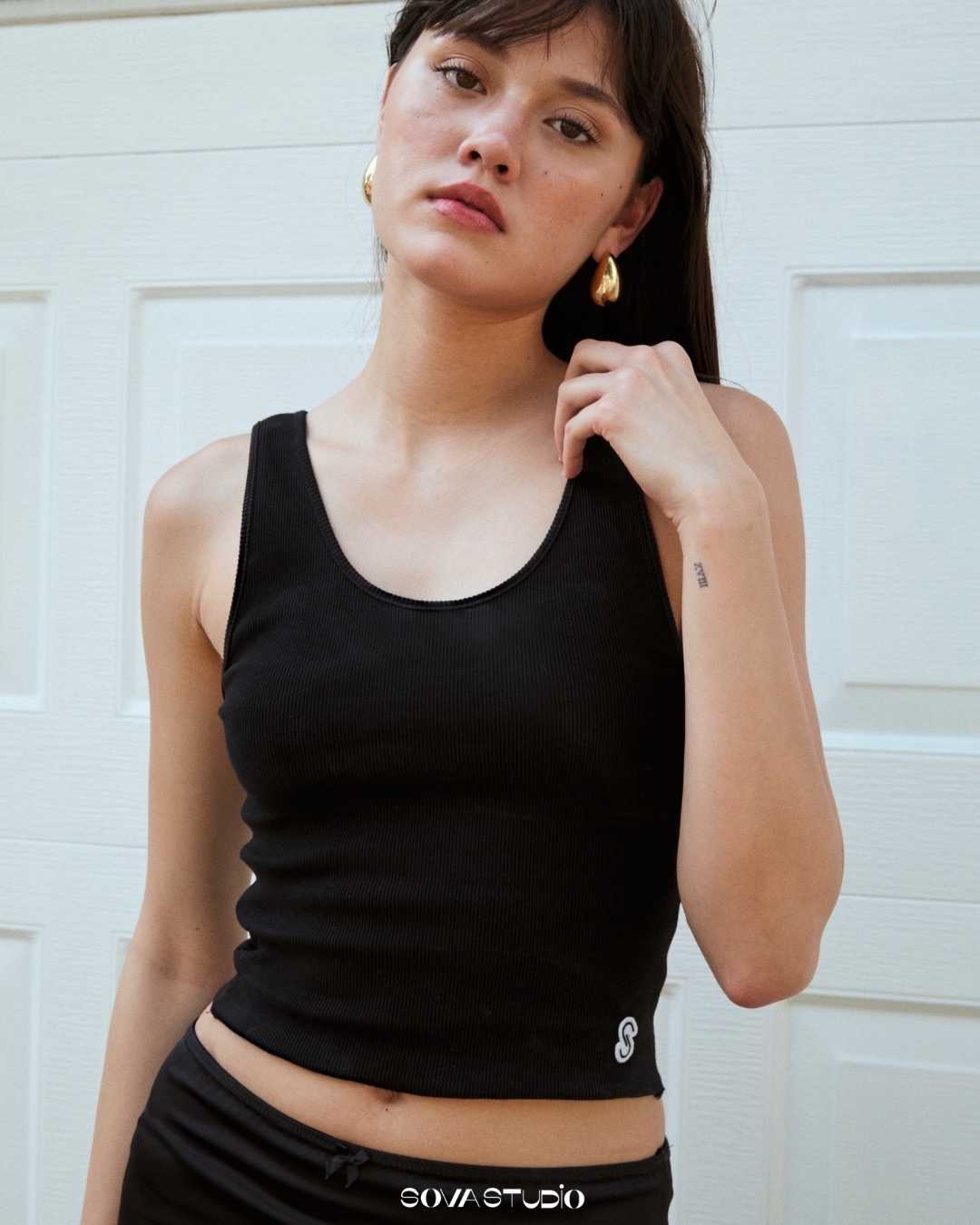S22 Basic Tank Top (Black)