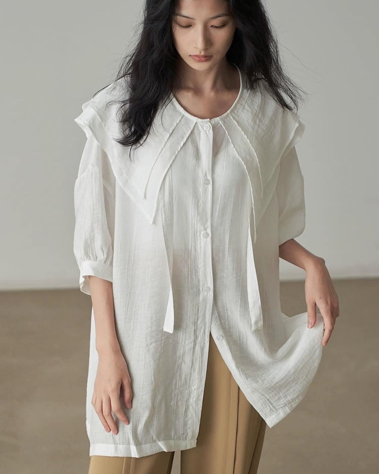 Coco Blouse (พร้อมส่ง)
