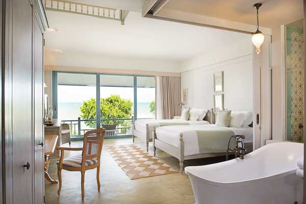 Gift Voucher : Seaside Deluxe with Sea View