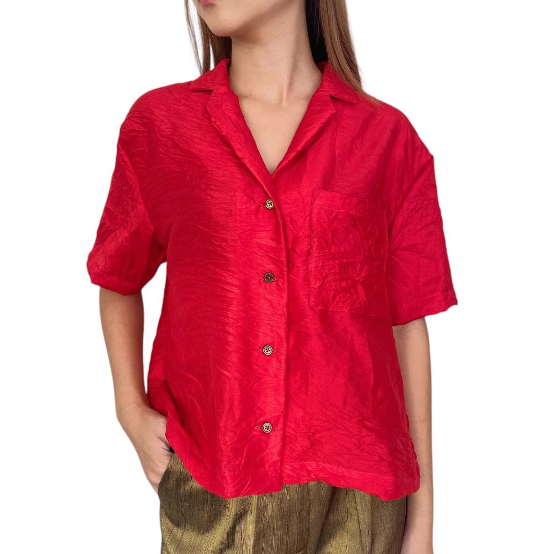 Wrinkled silk hawaii shirt