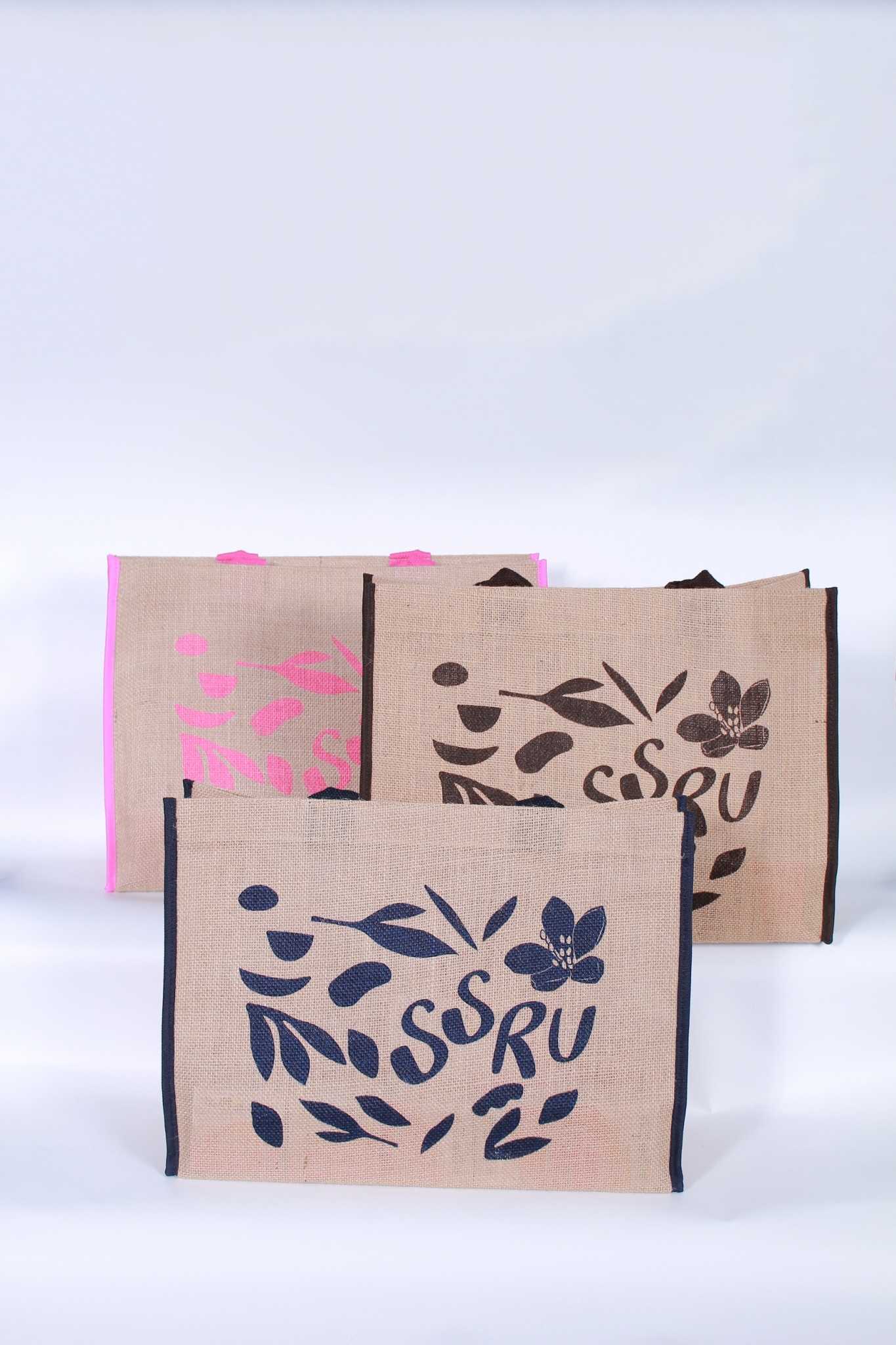กระเป๋าผ้ากระสอบแนวนอน ลายSSRU มี 3 สี