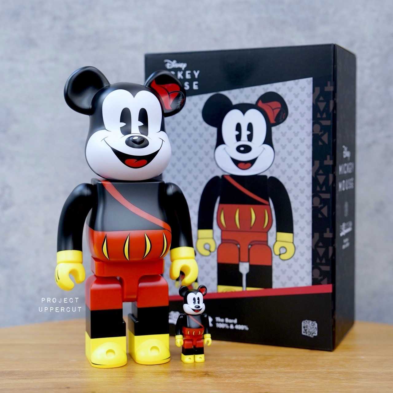 BE@RBRICK 400%+100% DISNEY : Mickey Mouse “The Bard” [New]