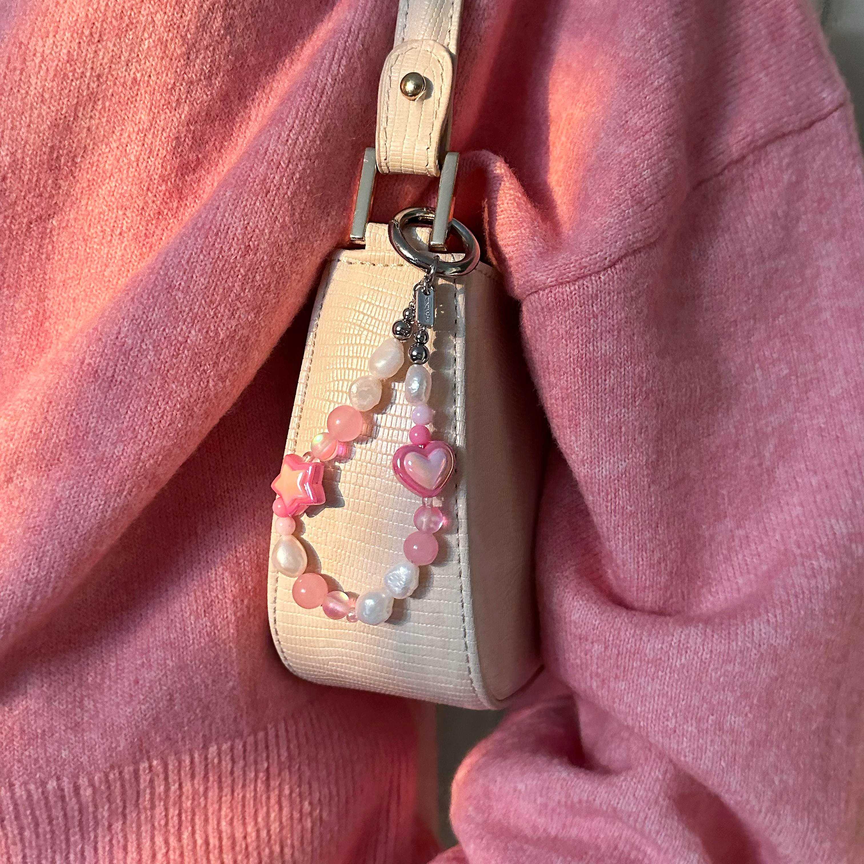 VALENTINE'S SPECIALS: PINK POWER KEYCHAIN (พวงกุญแจ)