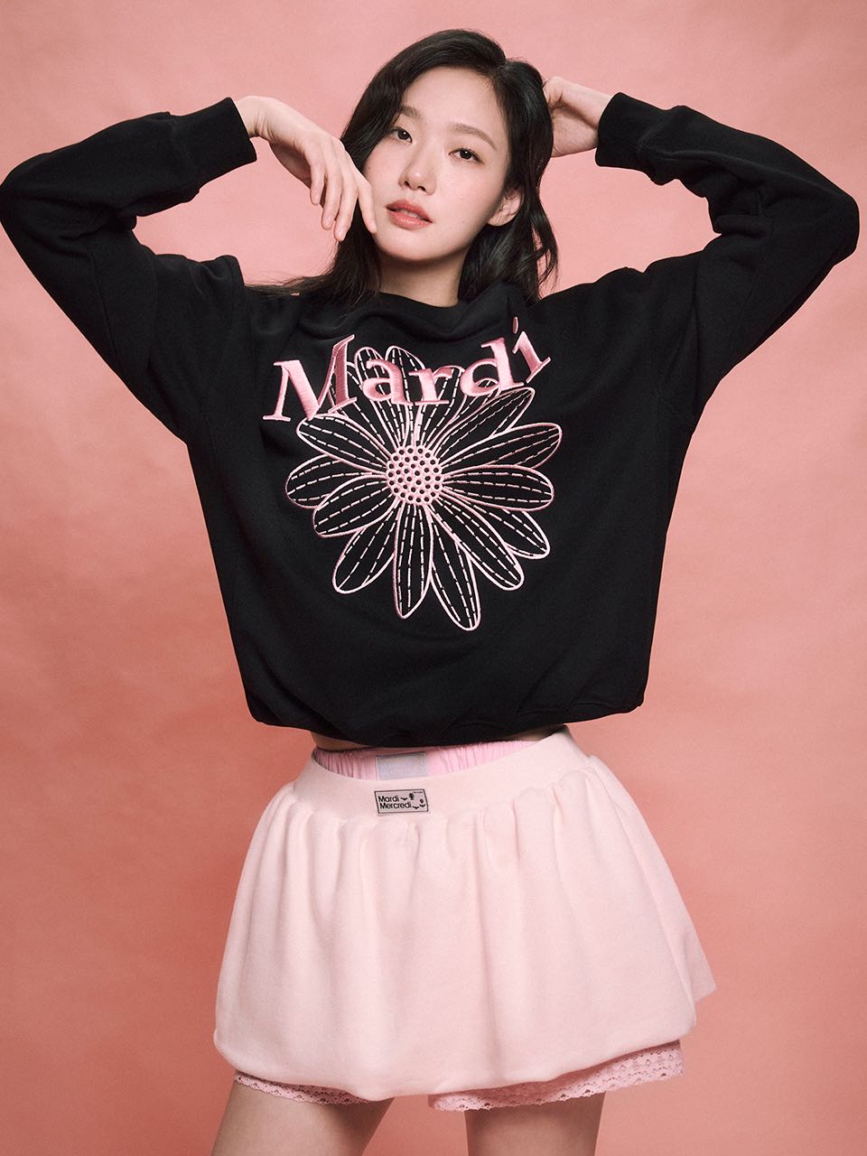 [PREORDER] MARDI MERCREDI SWEATSHIRT FLOWERMARDI NEEDLEWORK ค่าส่งในไทย 60 แฟลช