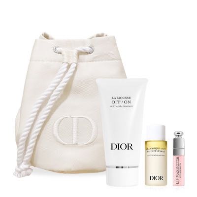 Dior กระเป๋าทรงหูรูดสีครีม