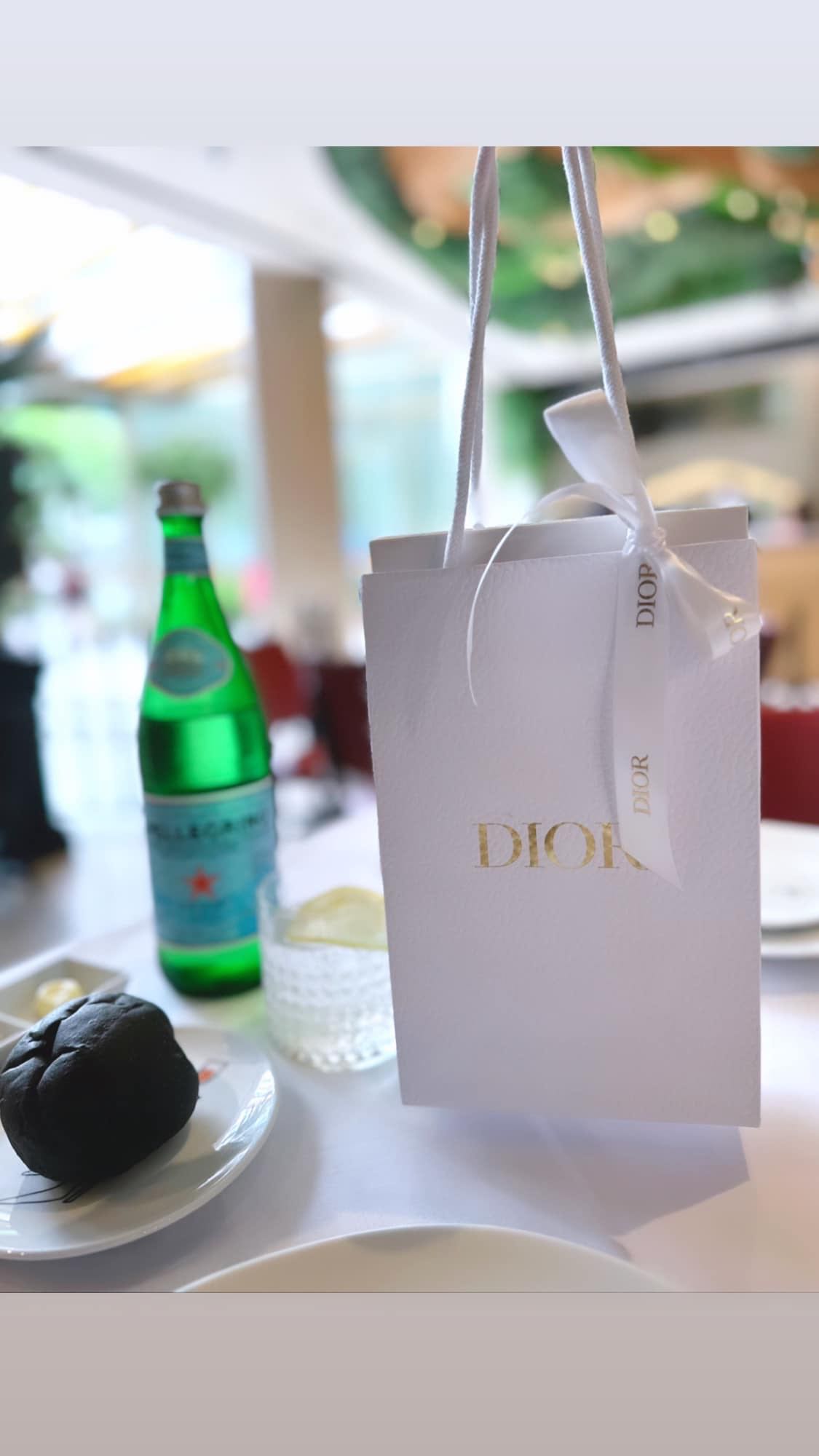 CHRISTIAN DIOR PAPER BAG LINE SHOPPING