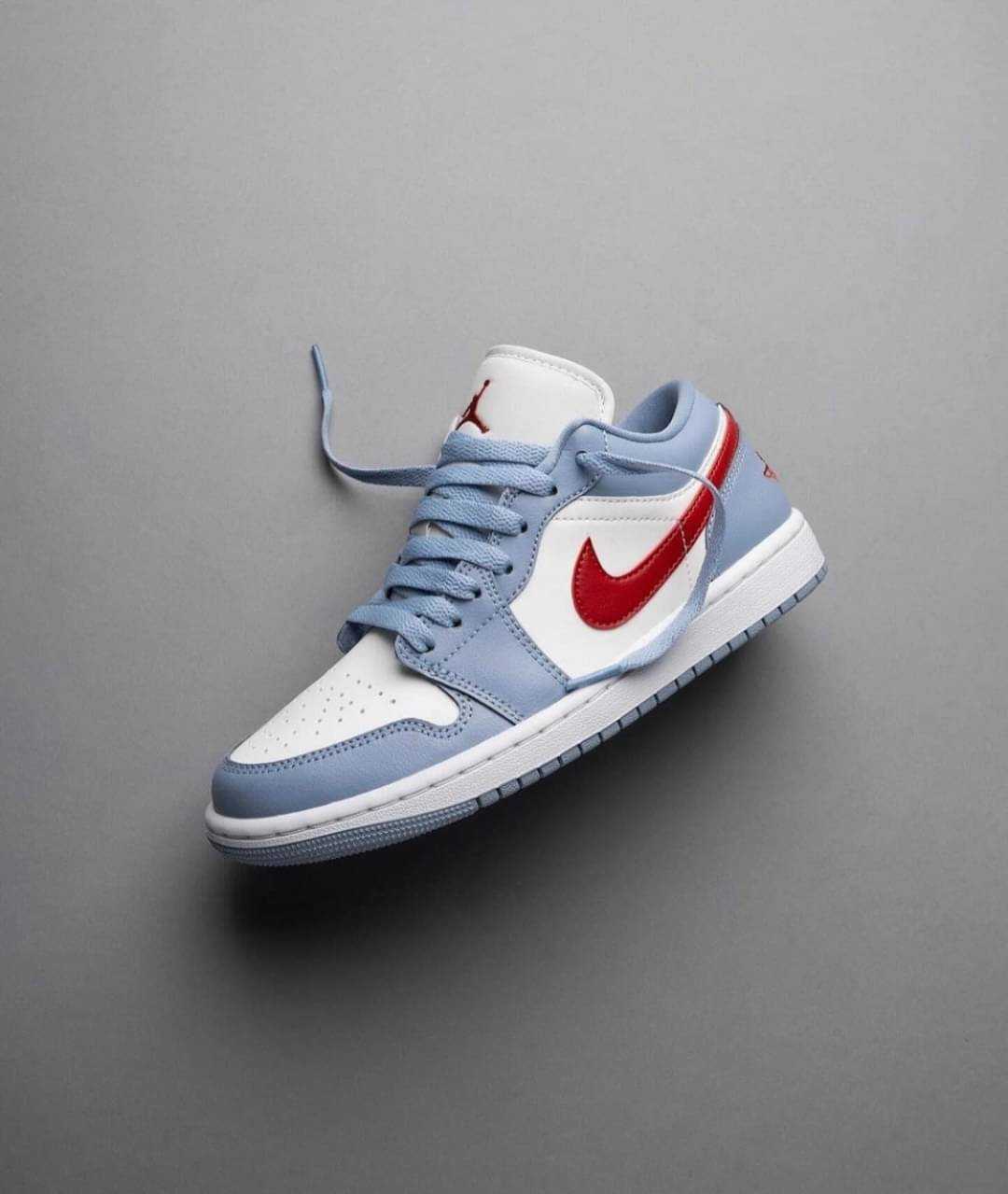 Nike Air Jordan 1 Low Blue Whisper