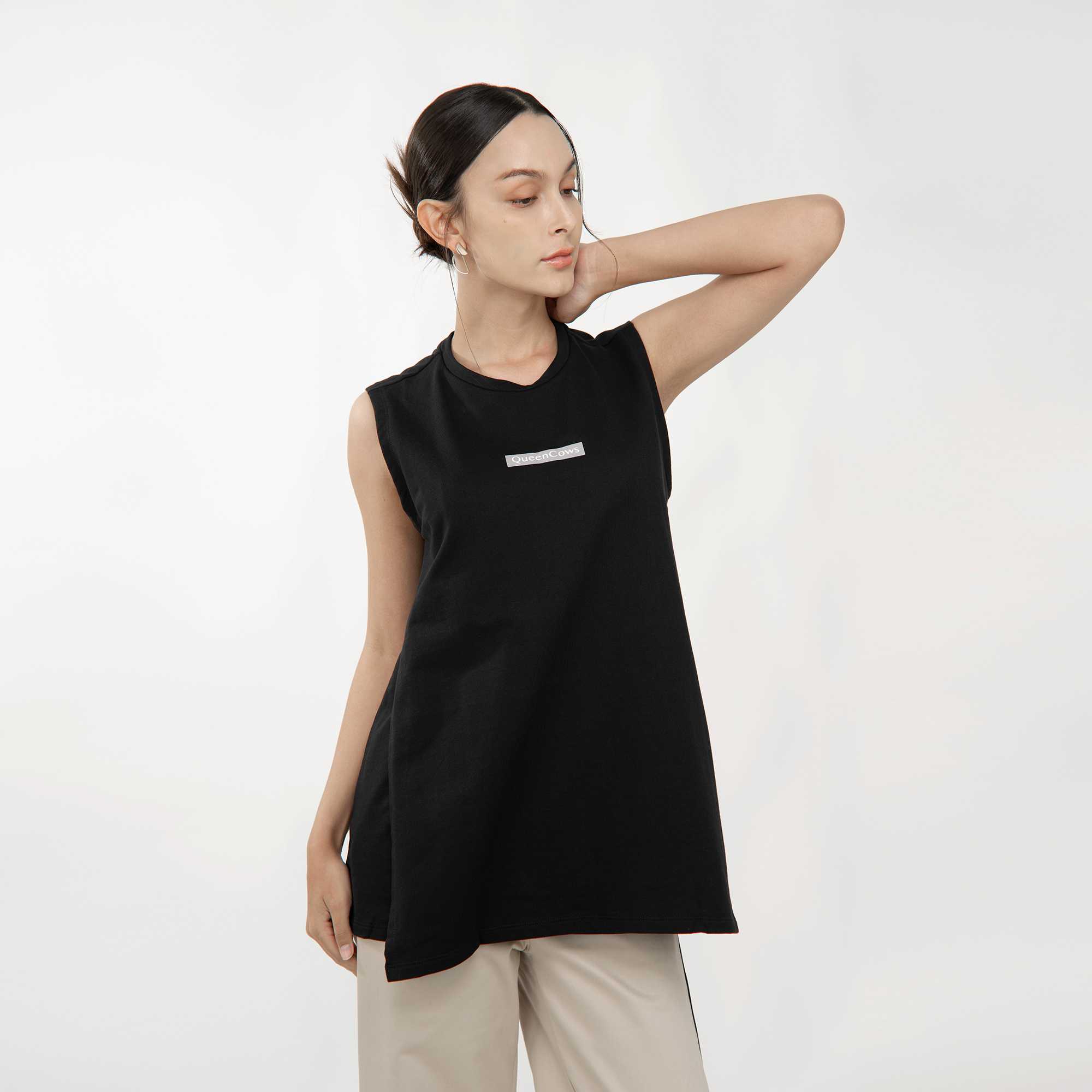QueenCows เสื้อให้นม Cailin Vest (Black)