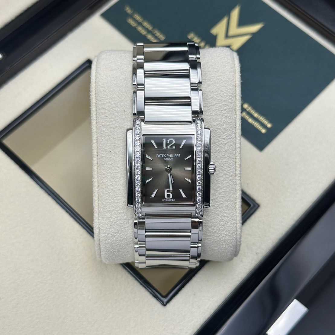 Patek Twenty4 Grey