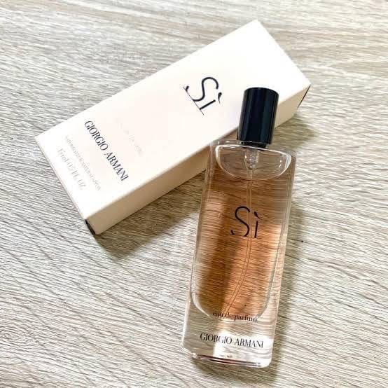 Giorgio Armani : Si EDP 15mL กล่องซีล 