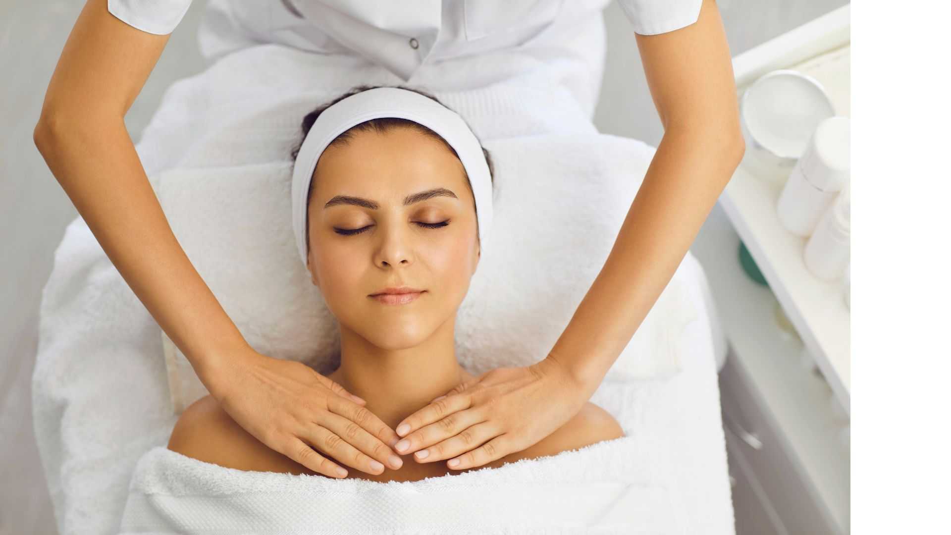นวดเดรนต่อมน้ำเหลือง  ( Lymphatic Drainage)