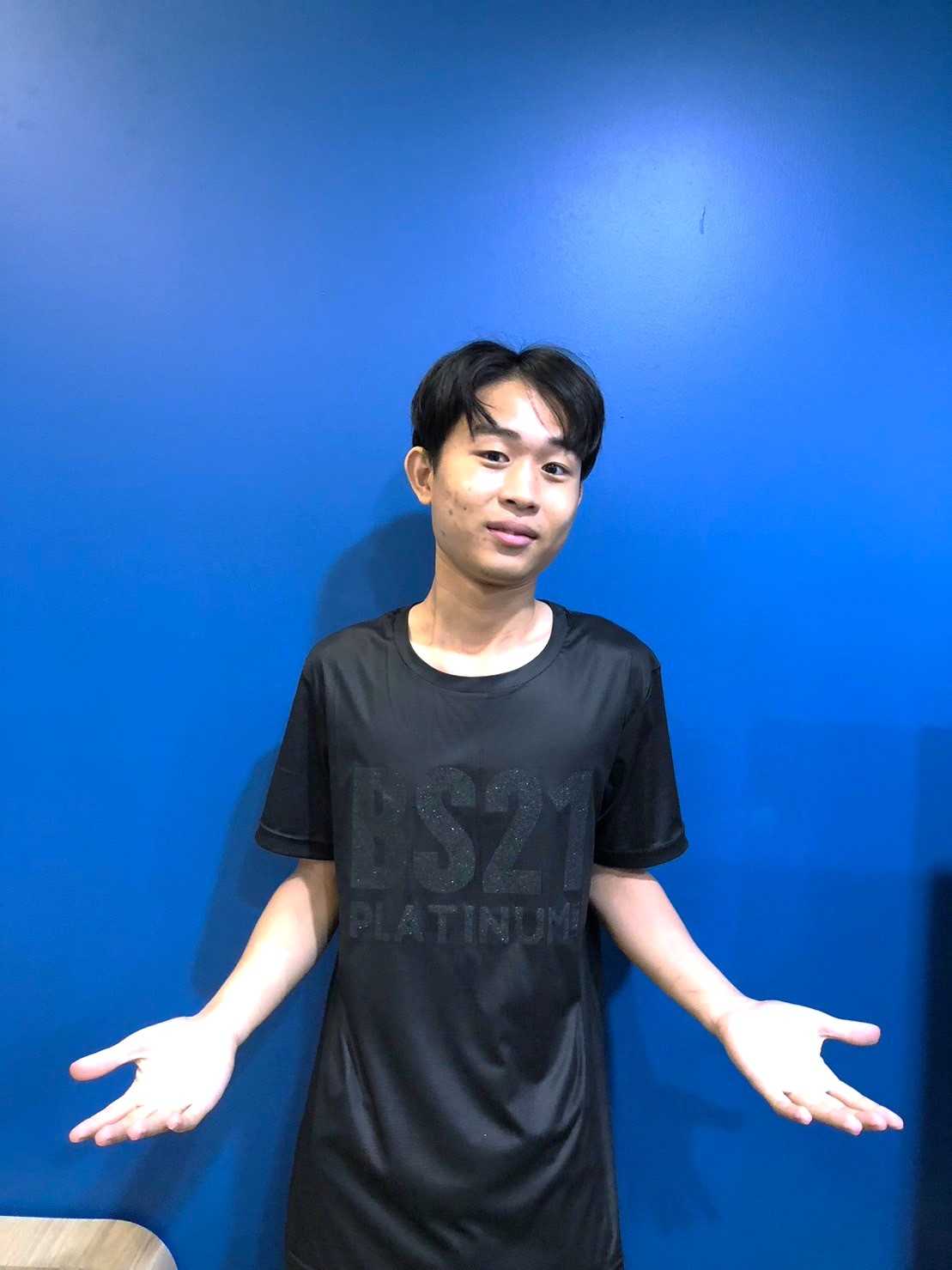 BS21 - เสื้อที่ระลึก Platinum Label สี Glittering Black
